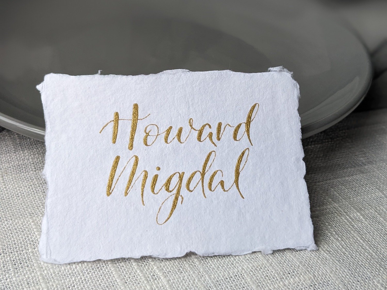 place_card_modern_calligraphy_gold_writing.jpg