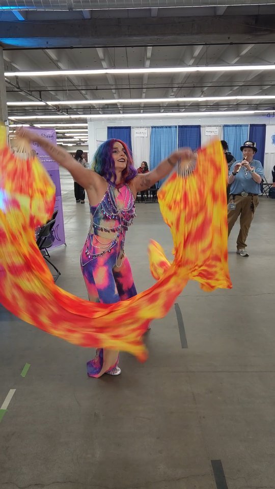 Holistic Fair Vibes Join us this weekend for astrology, tarot, crystals and more! @bodymindspiritexpo
#astrology #dancing #healing #newmoon #mysticlifejourney