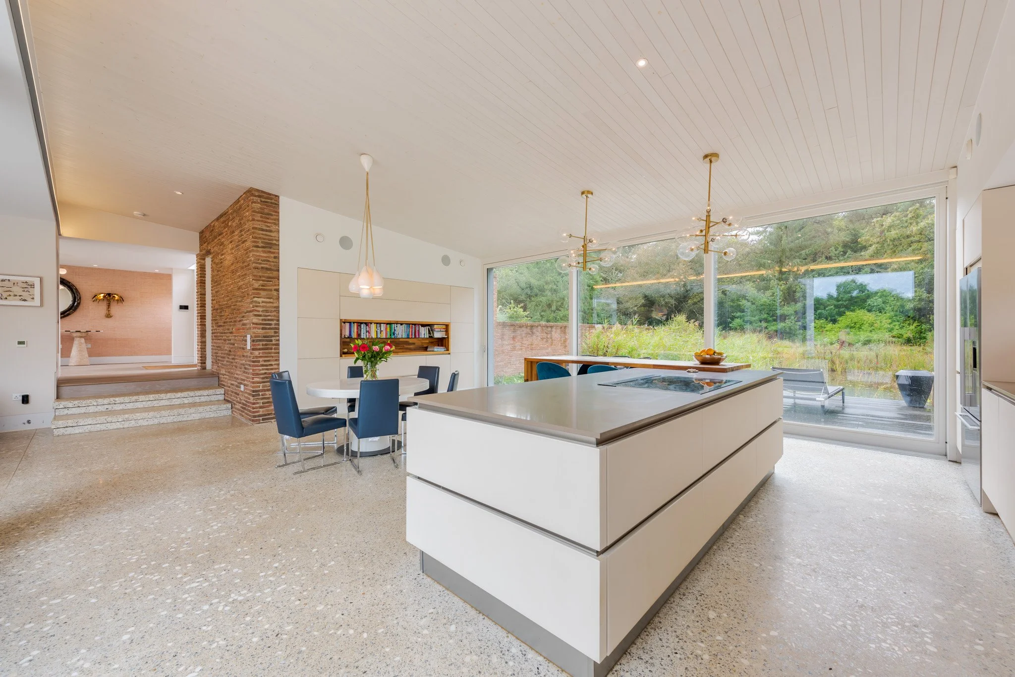 Location Creation: Bel Air: kitchen island.jpg