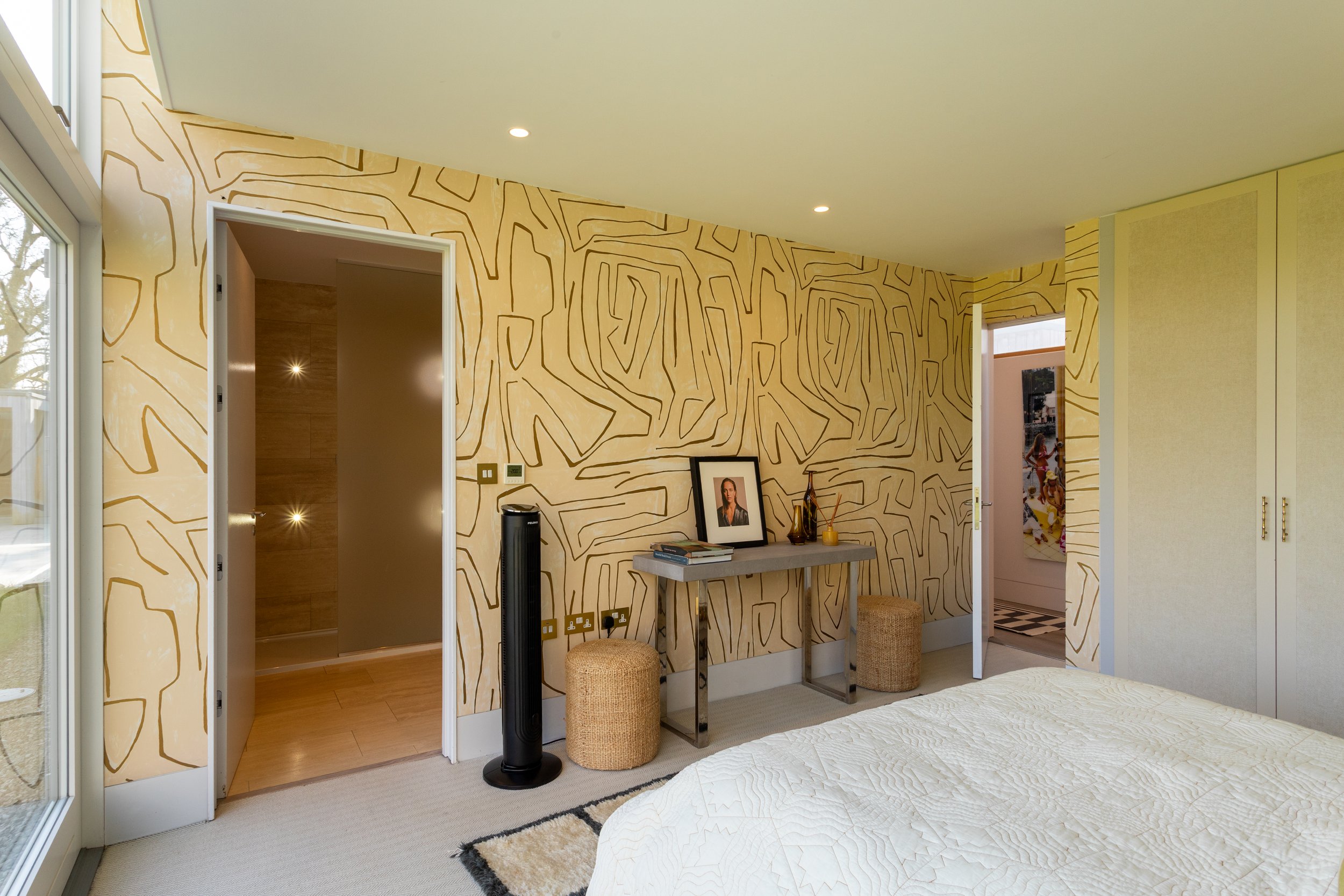 Location Creation:Bel Air:bed2 alt.jpg