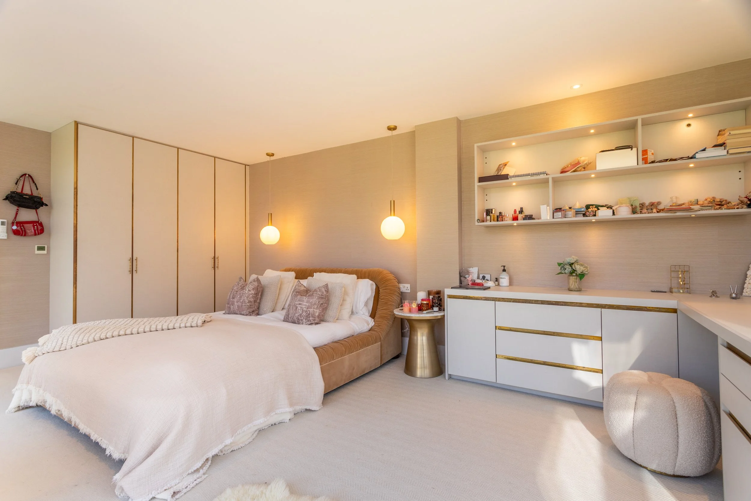 Location Creation:Bel Air:bed5.jpg