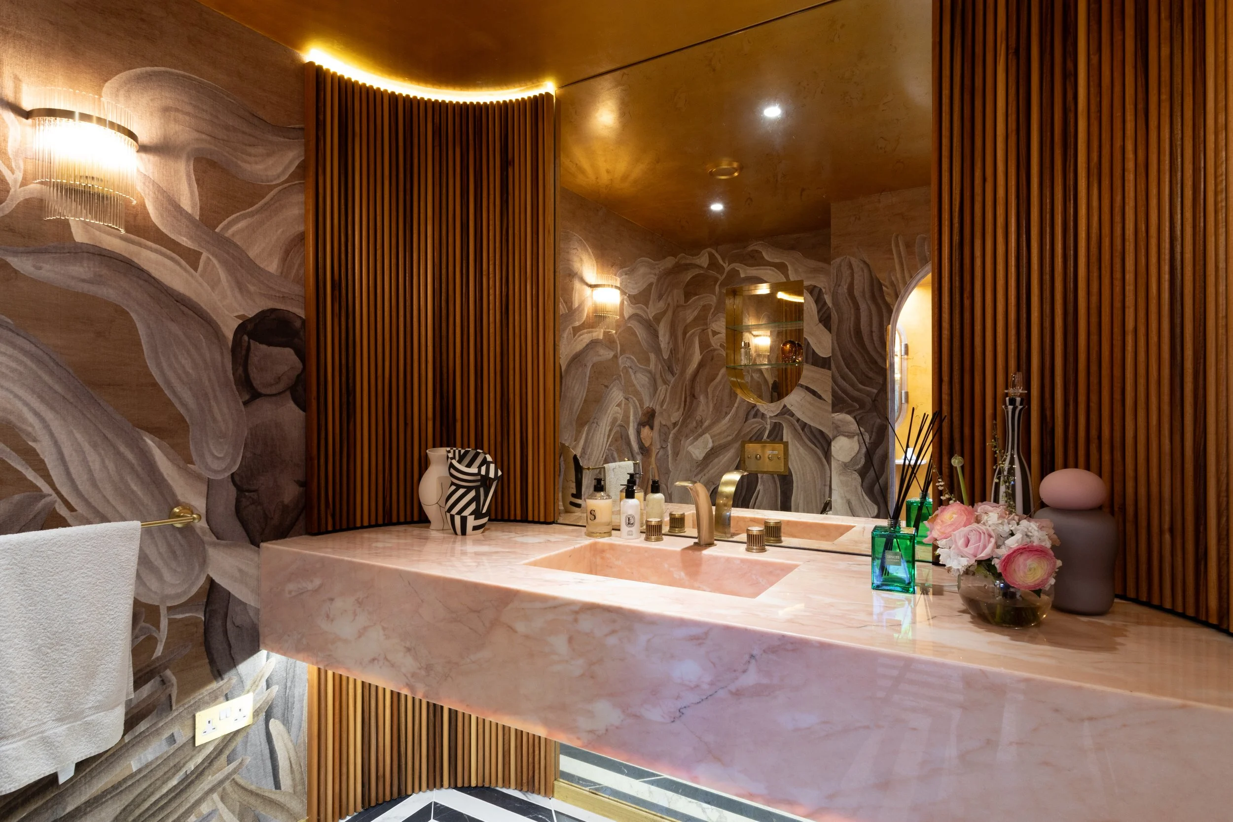 Location Creation:Bel Air:powder room2.jpg