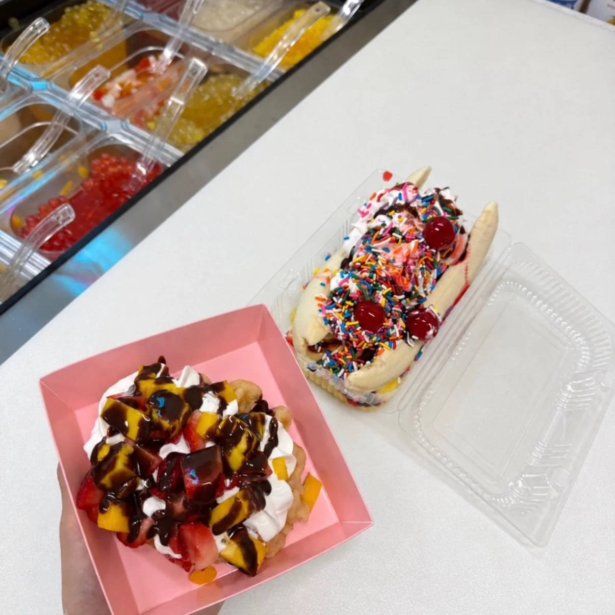 How about a Waffle and a Banana Split to share with your bff? #chulavista #chulavistafoodie