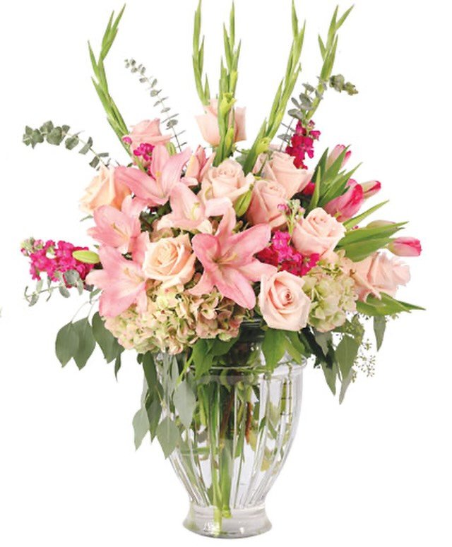 Mother&rsquo;sDay is next week! Send Mom some LOVE💗💗💗
www.blossomsfloristandbakery.com
#mothersdaygift #mothersdayflowers #flowerdelivery