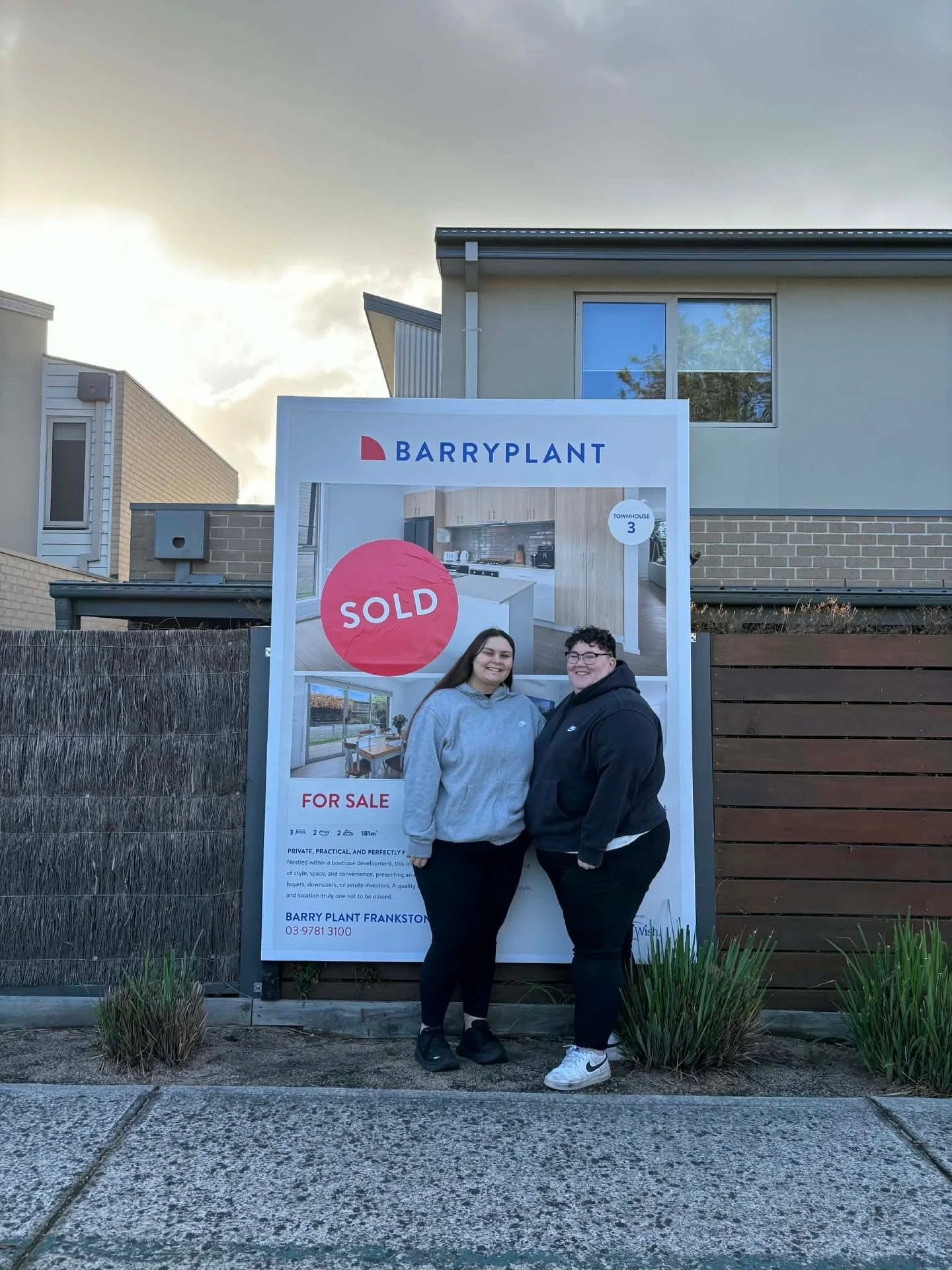 RUBY &amp; RHI ARE HOMEOWNERS! 🥹🏡🥳🔑

First home, first SOLD, first of many memories to come 🤍

So incredibly happy for you both!

Thank you for trusting me to guide you through it, it really means more than you know 🫶

The best feeling watching