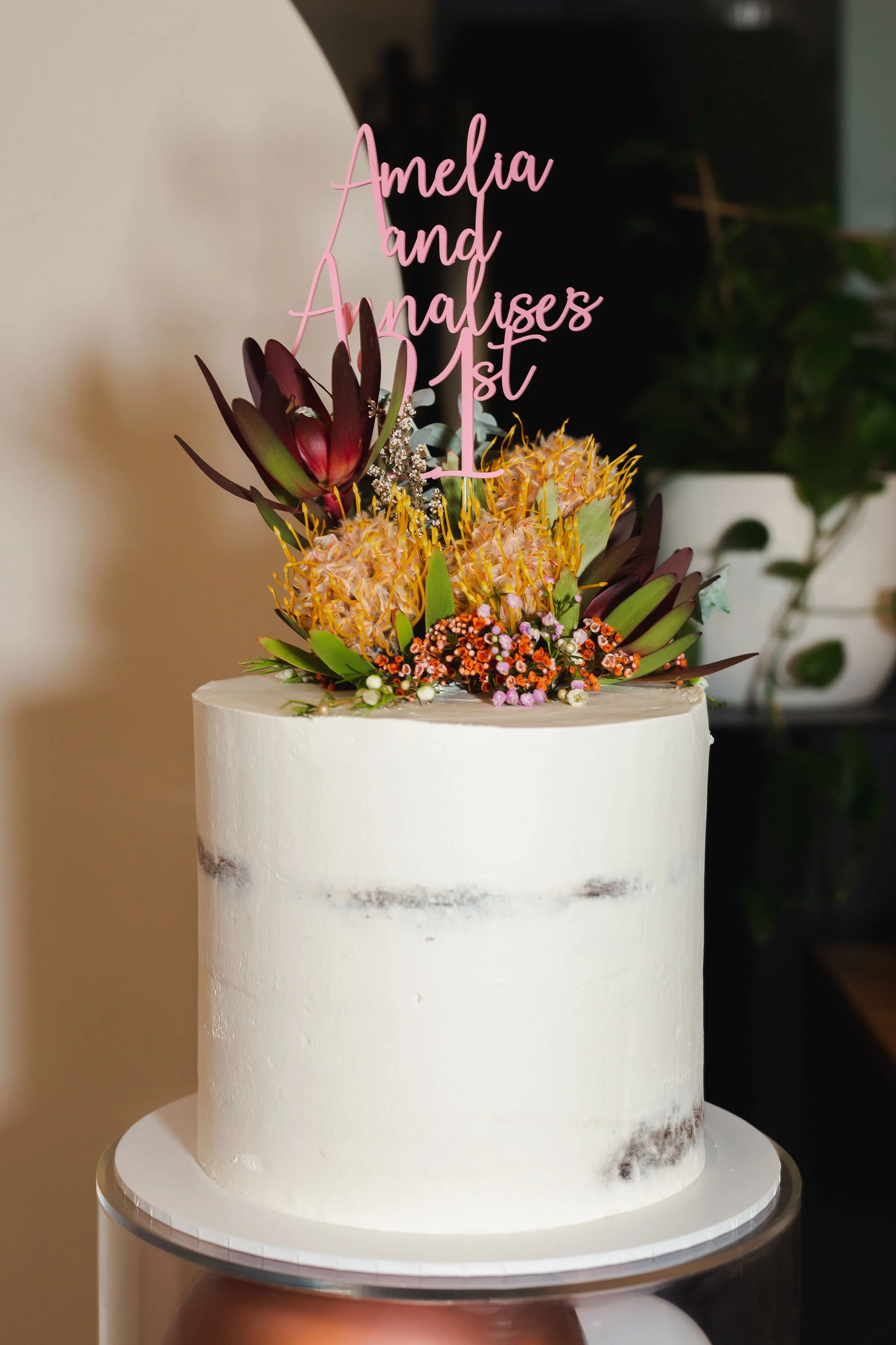 FrankieTheCreative-Adelaide21stBirthdayPhotographer-Annalise&AmeliaBirthday-38.jpeg