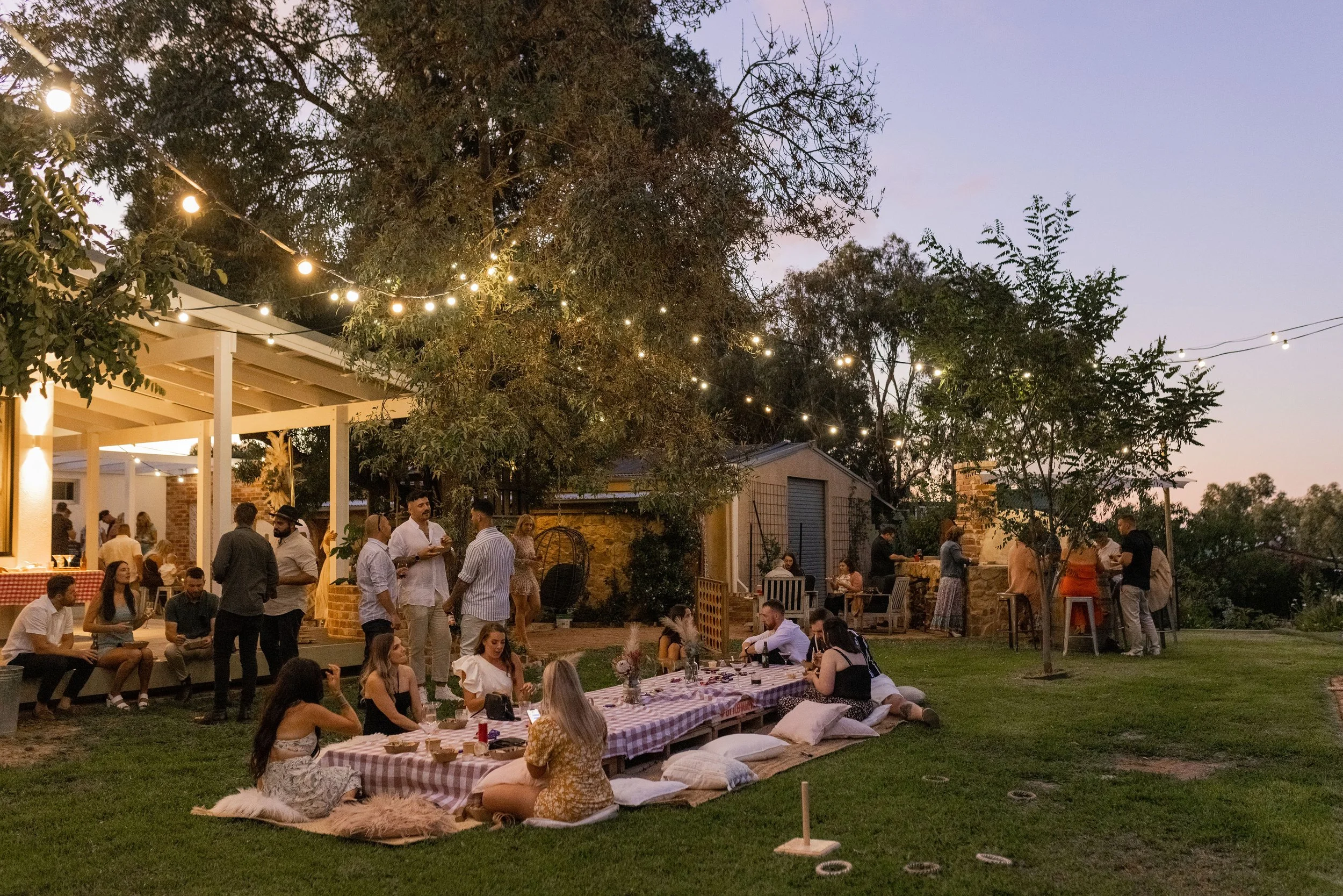 FrankieTheCreative-Emma&StephenEngagementParty-182.jpeg
