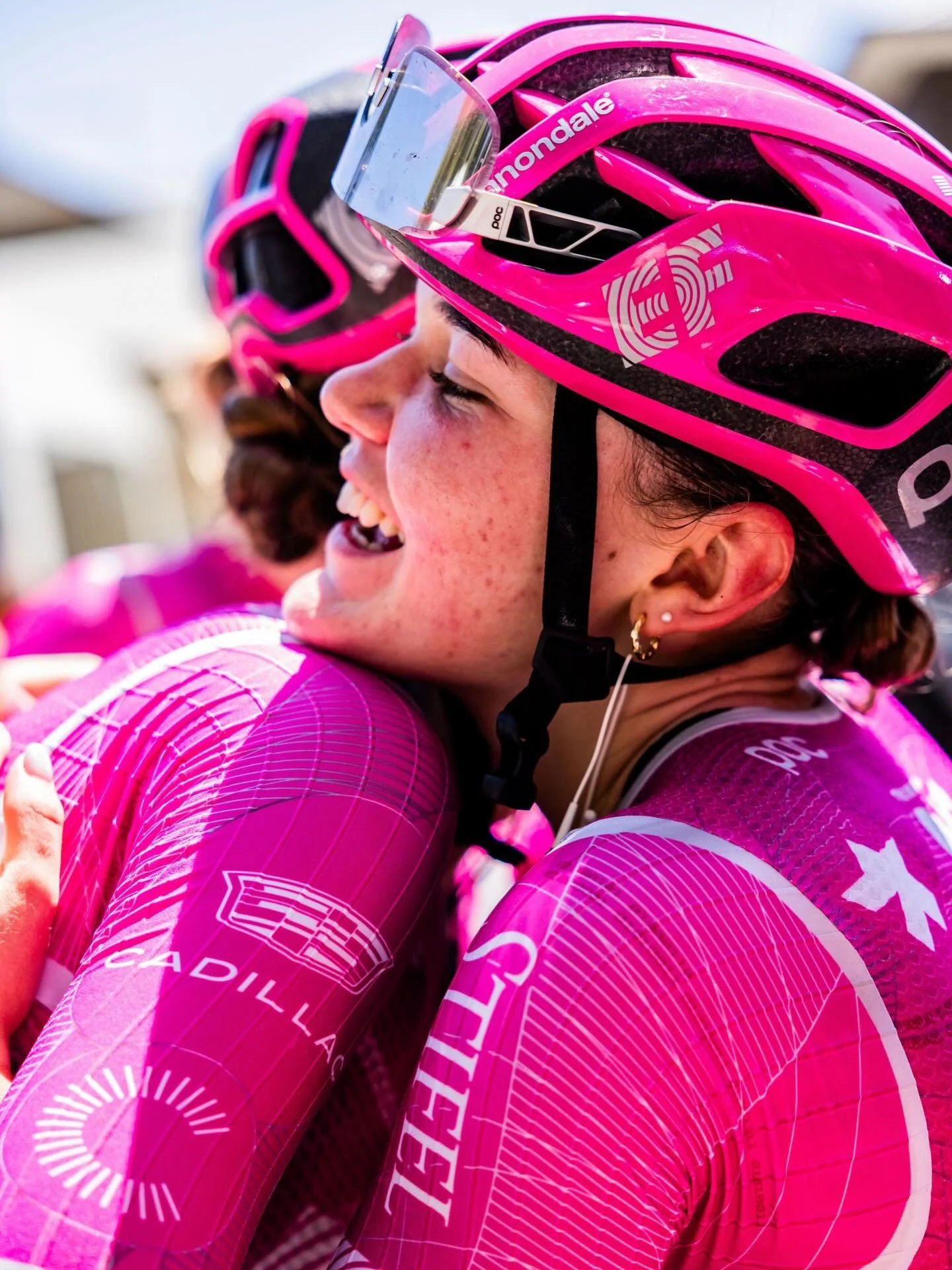 @noemirueegg took out her second @tourdownunder for @efprocycling 🩷💪