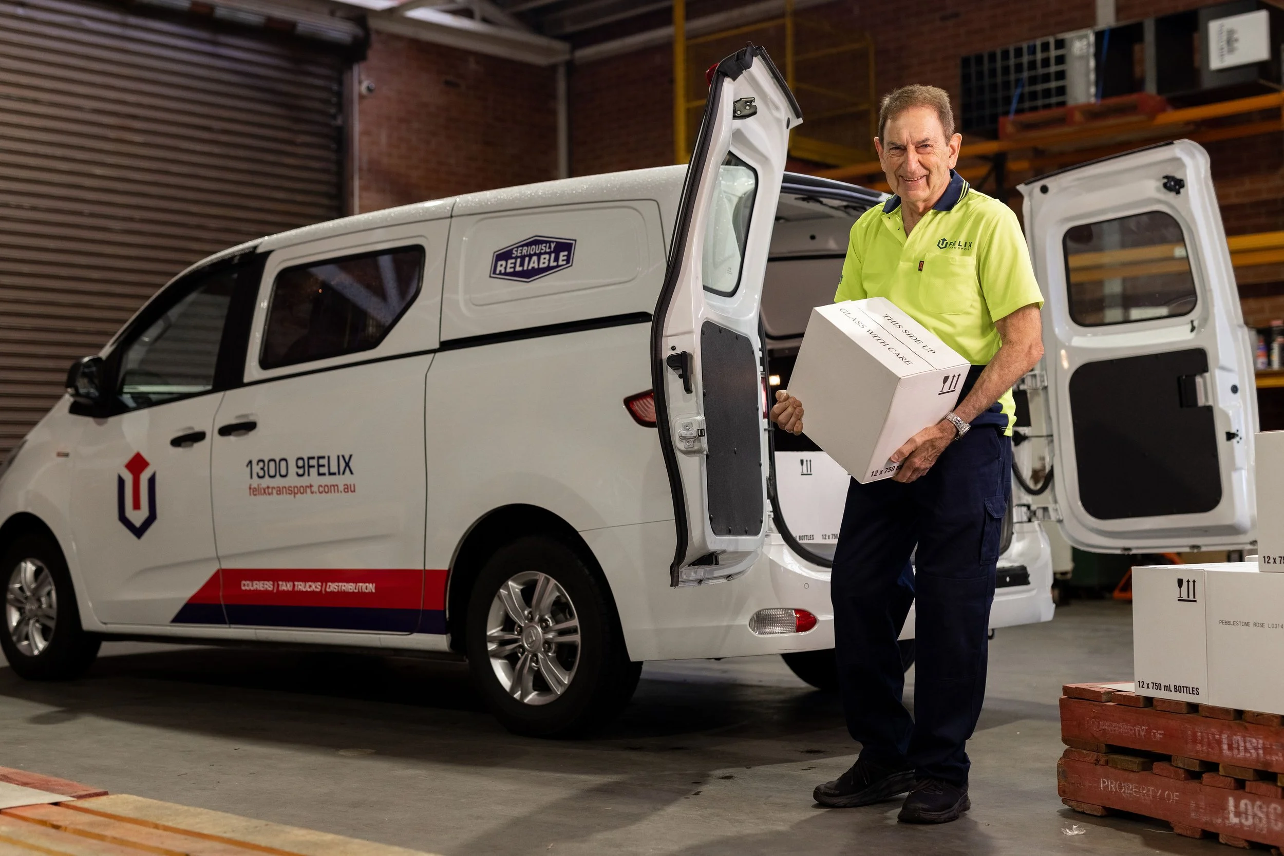 FrankieTheCreative-AdelaideBrandPhotographer-FelixTransport-17.jpg