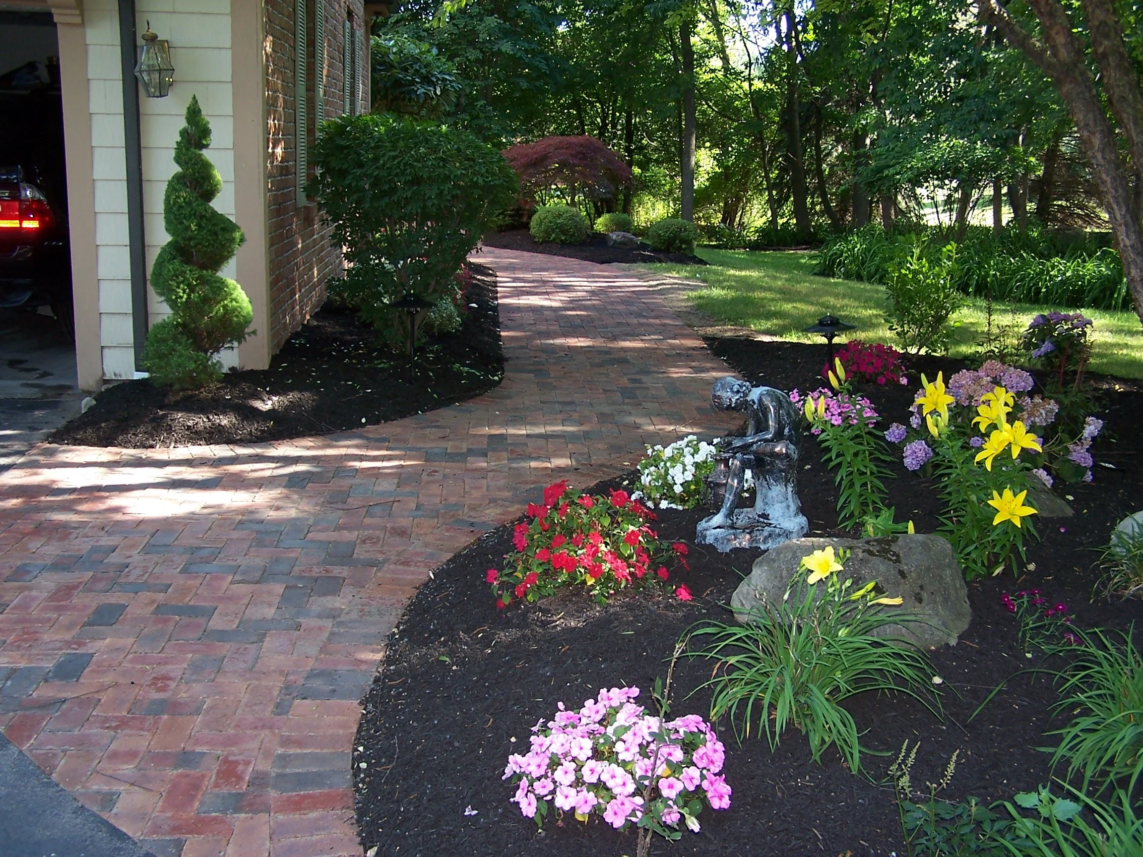 planting services in Penfield and the greater rochester area