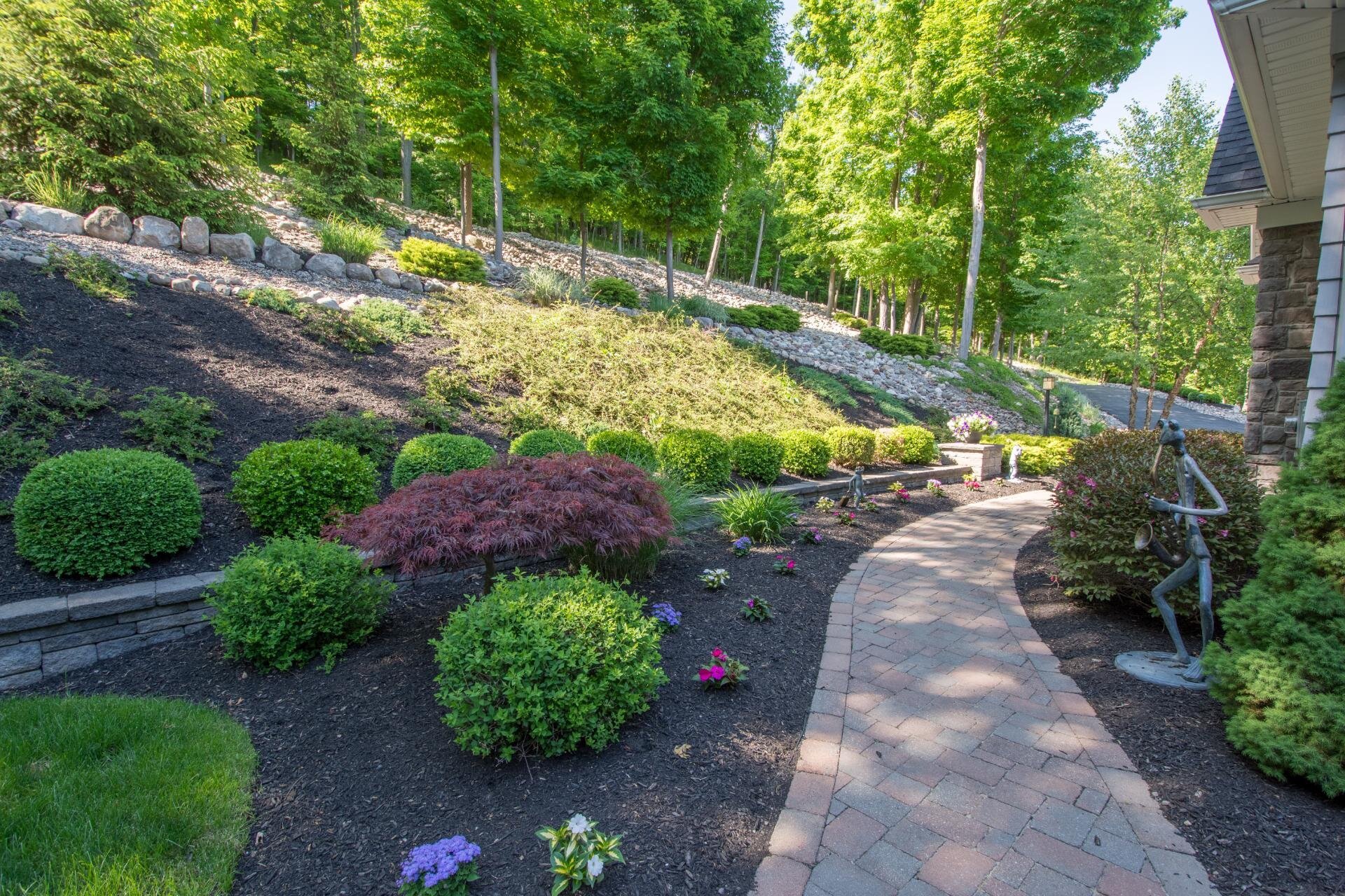 4 Best Ivy Cultivars for your Westchester County Landscaping  Masonry,  Patio, Lawn Care Westchester County NY - New York - Irrigation Yorktown NY