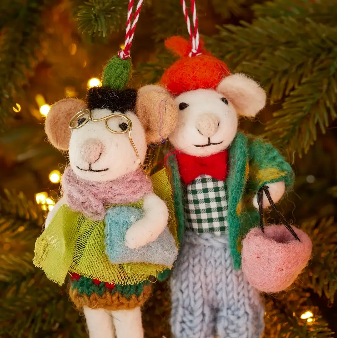 Felt Festive Shopping Mice