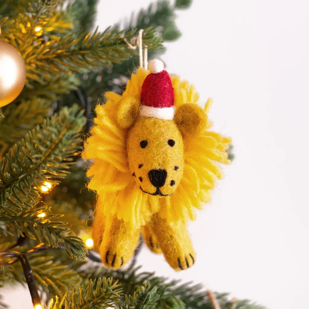 CD63100_Lion_in_Hat_1024x1024.webp