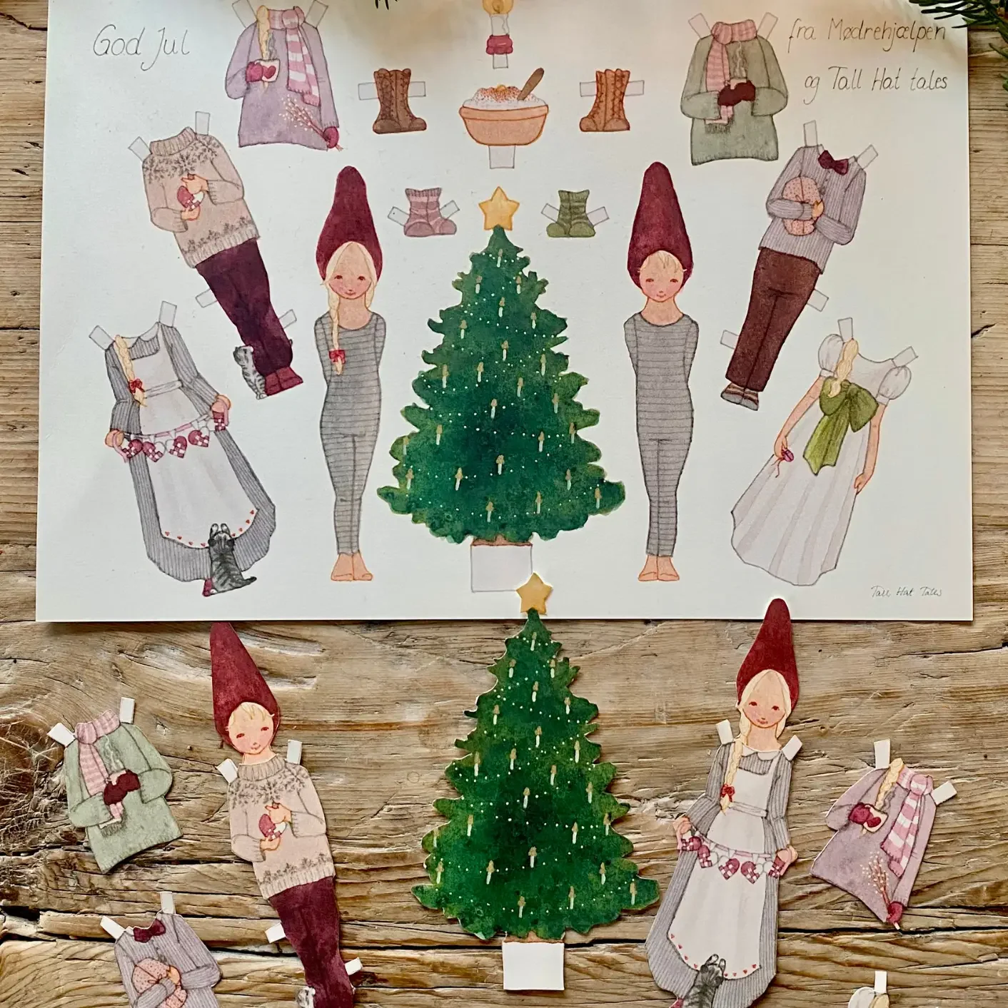Dress up Elves -Christmas Craft