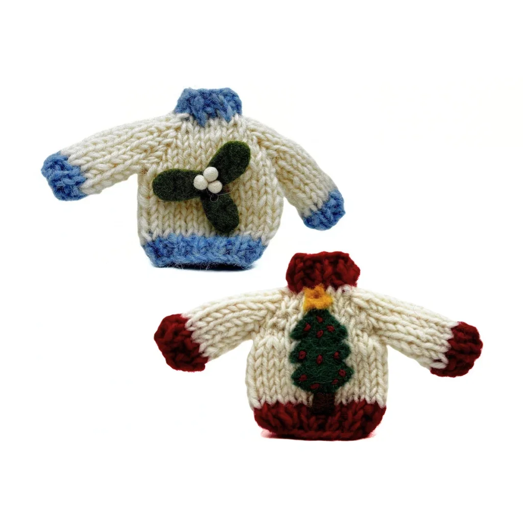 78106_Christmas_Tree_Mistletoe_Sprig_Jumper_1024x1024.webp