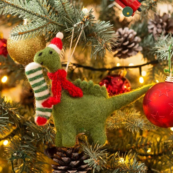 CD87102_Diplodocus_with_Stocking_600x.webp