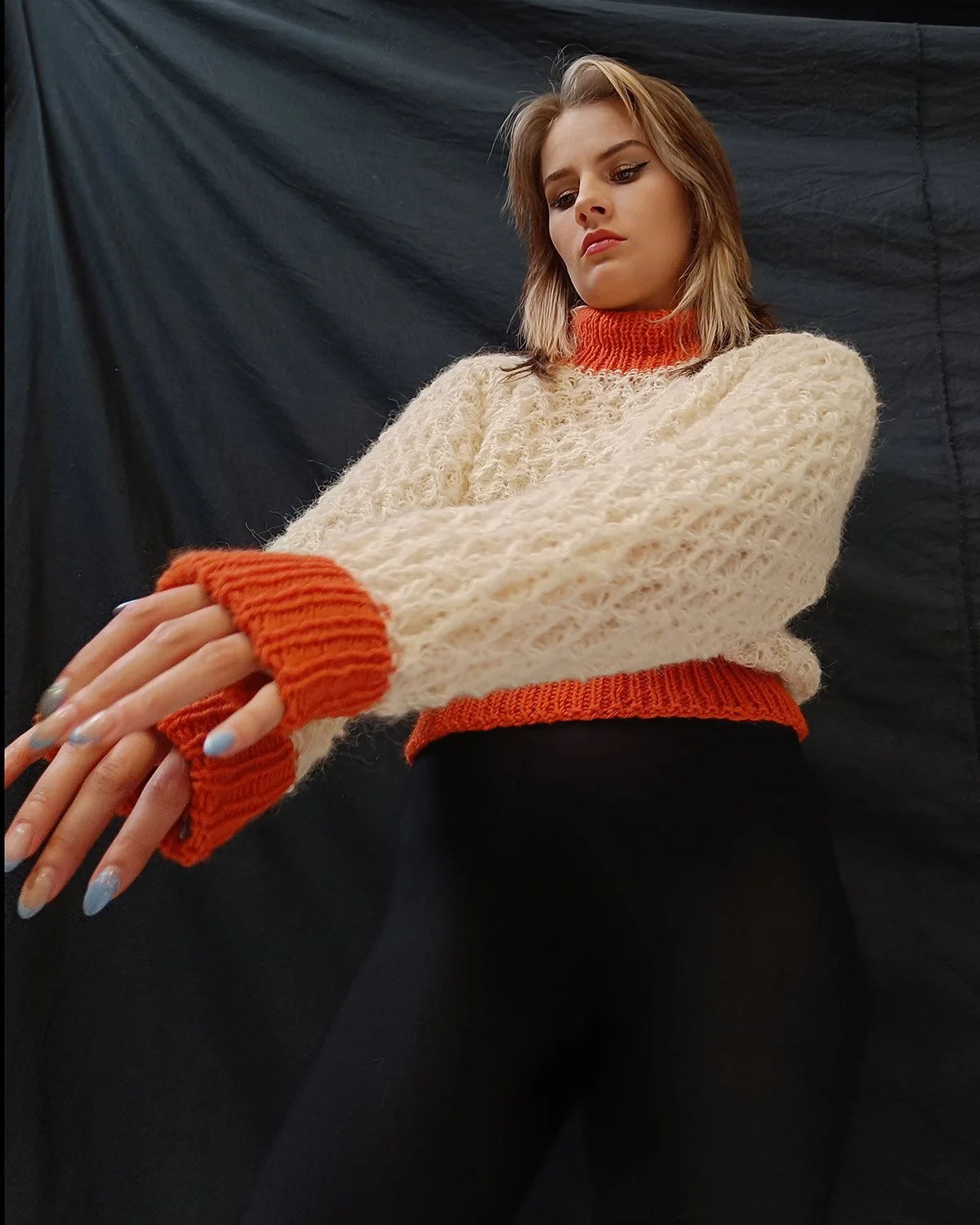 Faroese wool put together with soft peruvian wool makes a great match!