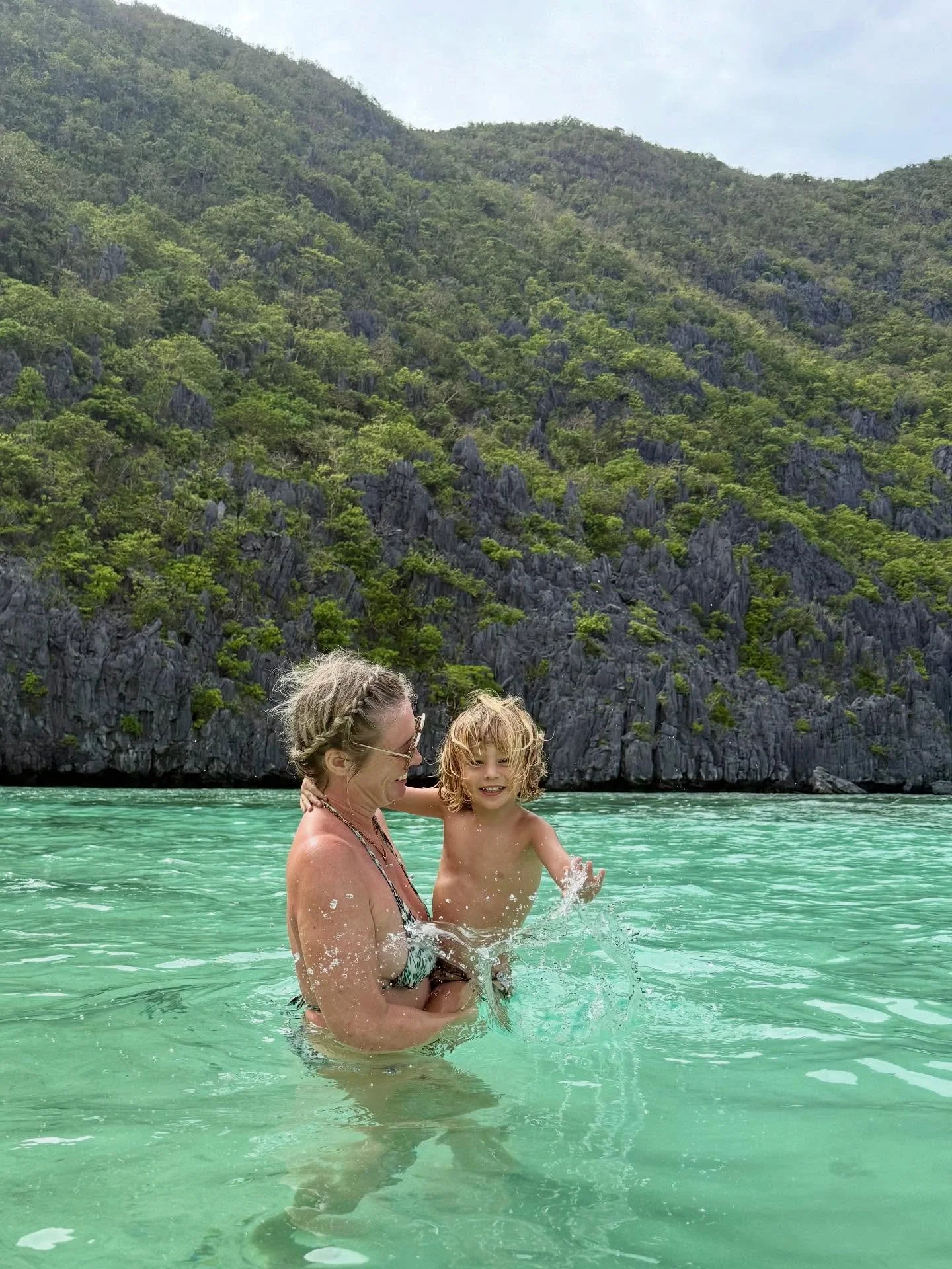 Snapshots from island life. Crazy wind that sent us all mad. We found the projector and set up a cinema room for the kids as it was too windy to go outside. This itself took two days. Sid having a bromance with Dong who drives the speedboat. Dong pus