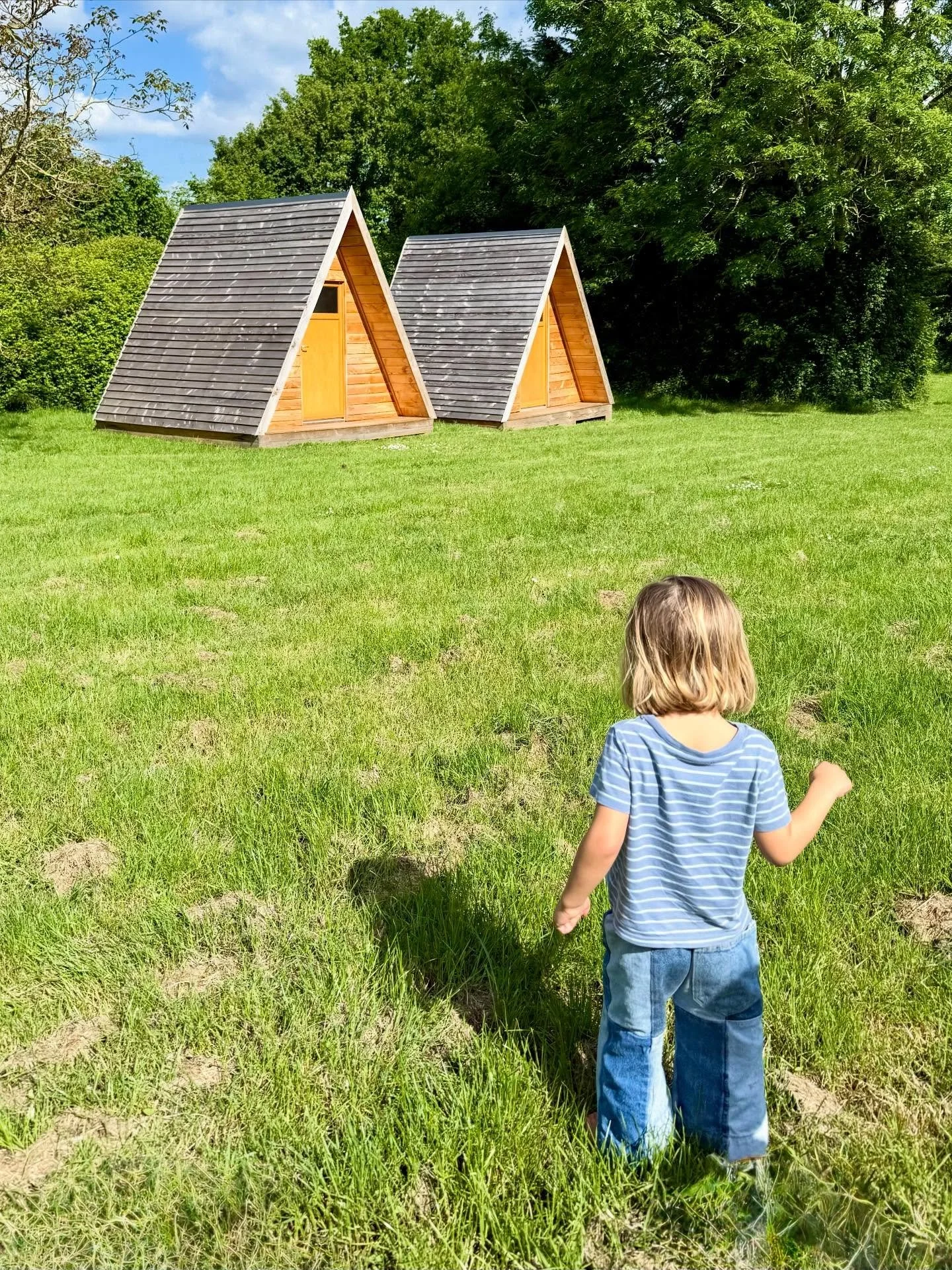 A magical week cycling and camping in Orne, with my side kick and my sister and her son. We lucked out with the weather - sunshine every day we were on bikes. On our last night, a wild camp in the orchard of a chateau, was a huge wild electric thunde