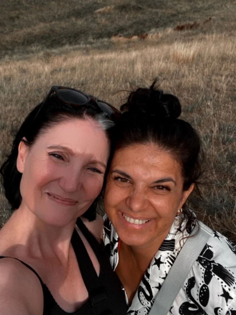Took some time out to slow down over the summer.
Life in August&hellip;.

1. A visit from this Greek beauty @dina_ntziora 
2. Chill Pool time, helped ease the 46 degree heat 🥵
3. The kids turned into frogs 
4. Portuguese sunsets
5. Survived slide &a