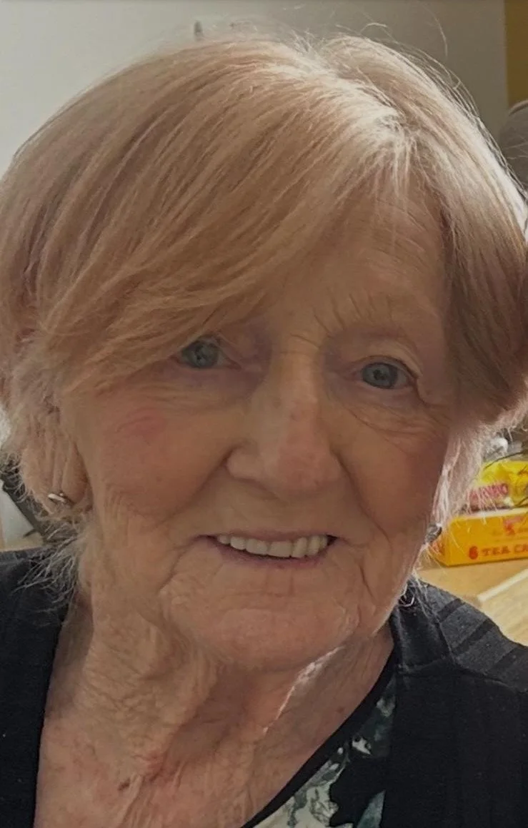 Shirley Kearns (née Higgins)