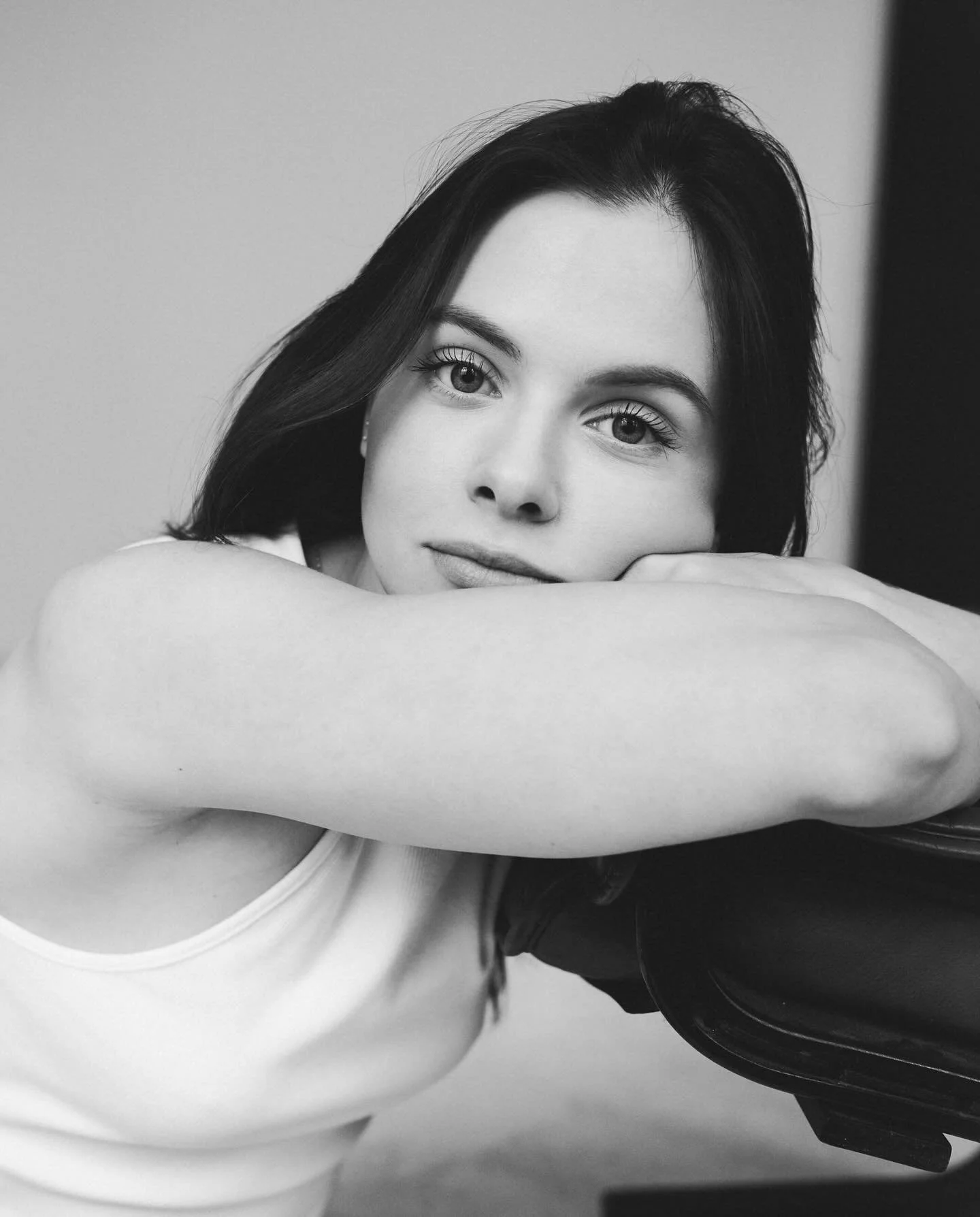 Kviečiu stabtelt akimirkas &scaron;į gražų rudenį pas mane studijoj 💌

#asmeninefotosesija #portretai
