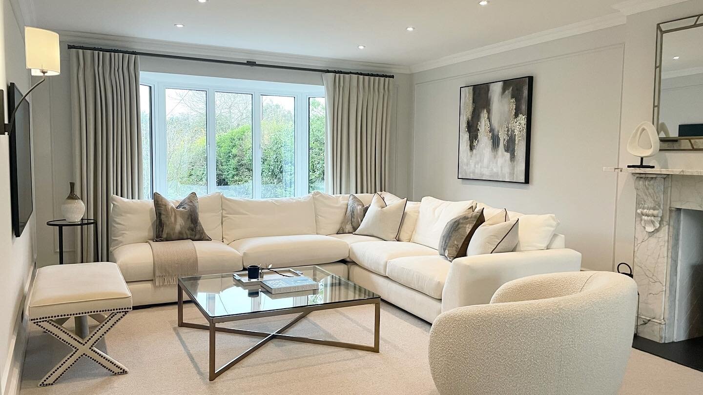Calming timeless luxury in a snapshot from one of our Suffolk projects. 
.
.
.
#maveninteriorstudio
.
#suffolkinteriors #suffolk #luxurydesign #interiordesign #luxuryinteriors #suffolk #loungedesign #archidesign #suffolkdesigners #englishhome
