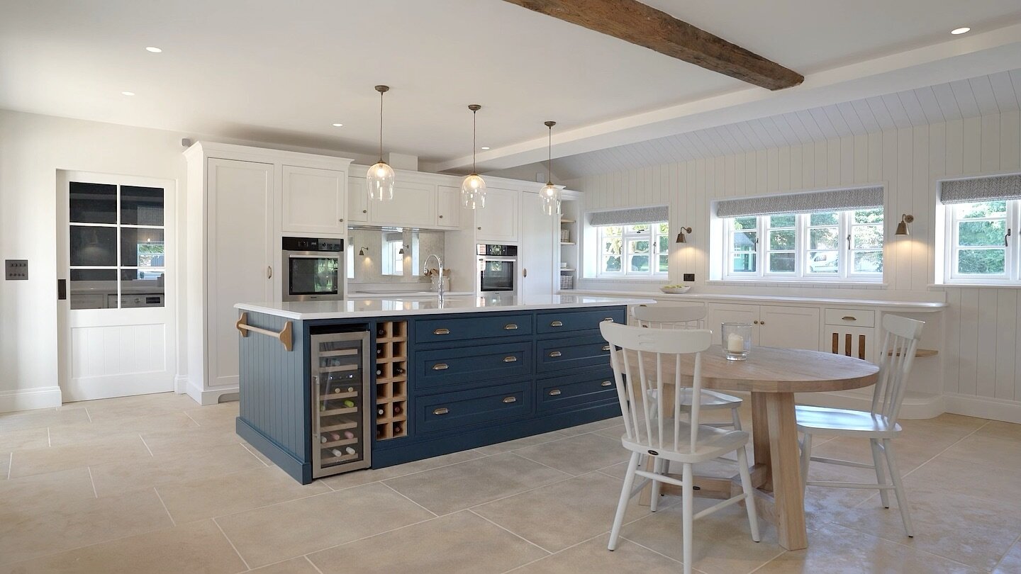 Such a special project for us. The kitchen we designed here at our Foxhall hall project was about creating a special heart to the home. A space for all the extended family on special occasions yet intimate enough when just two people. We ensured that