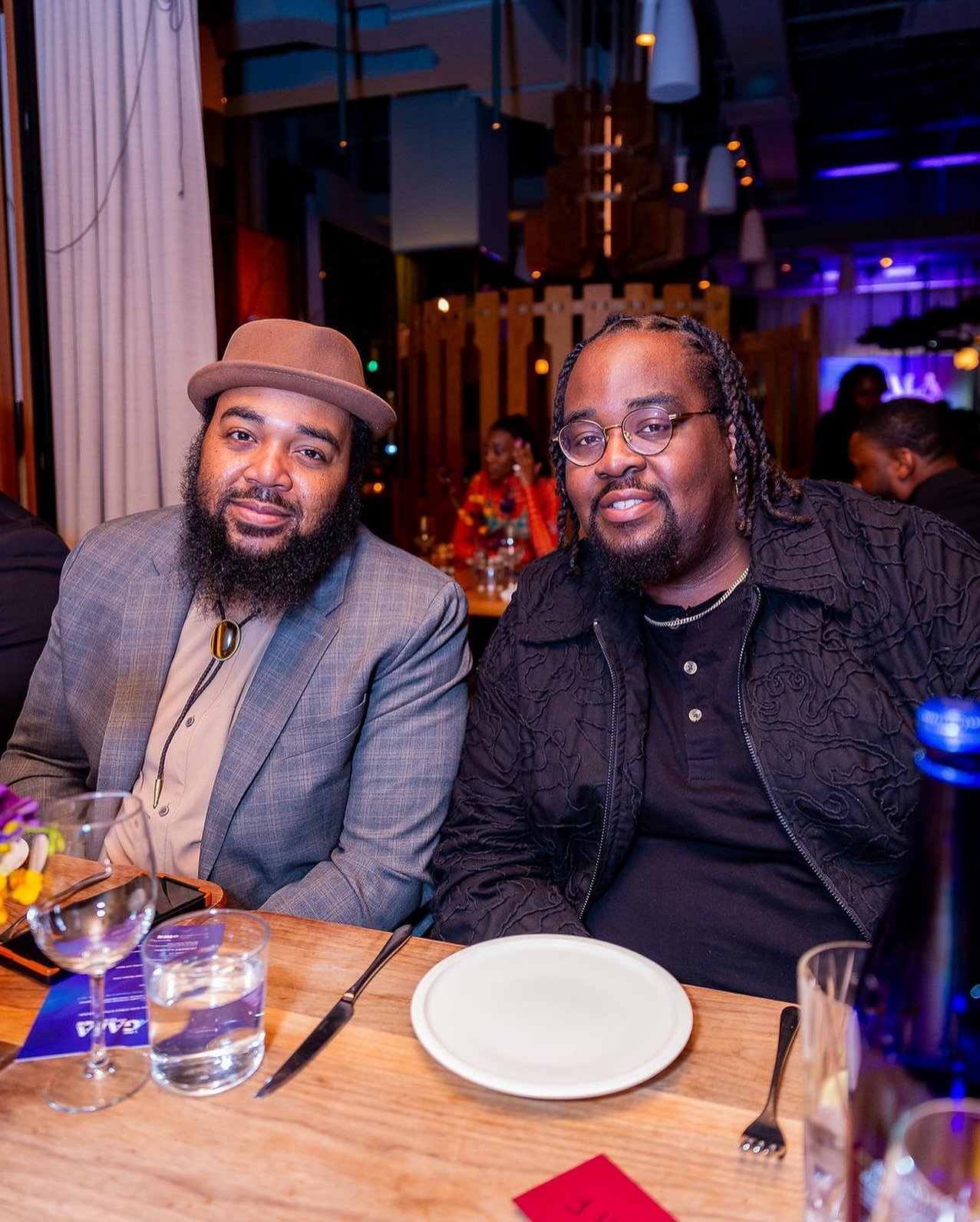 Spotted at the WE Gala: A couple real ones on our roster. Always love when chefs @fatmemoirs and @coolhandmiz are at the table. 🖤