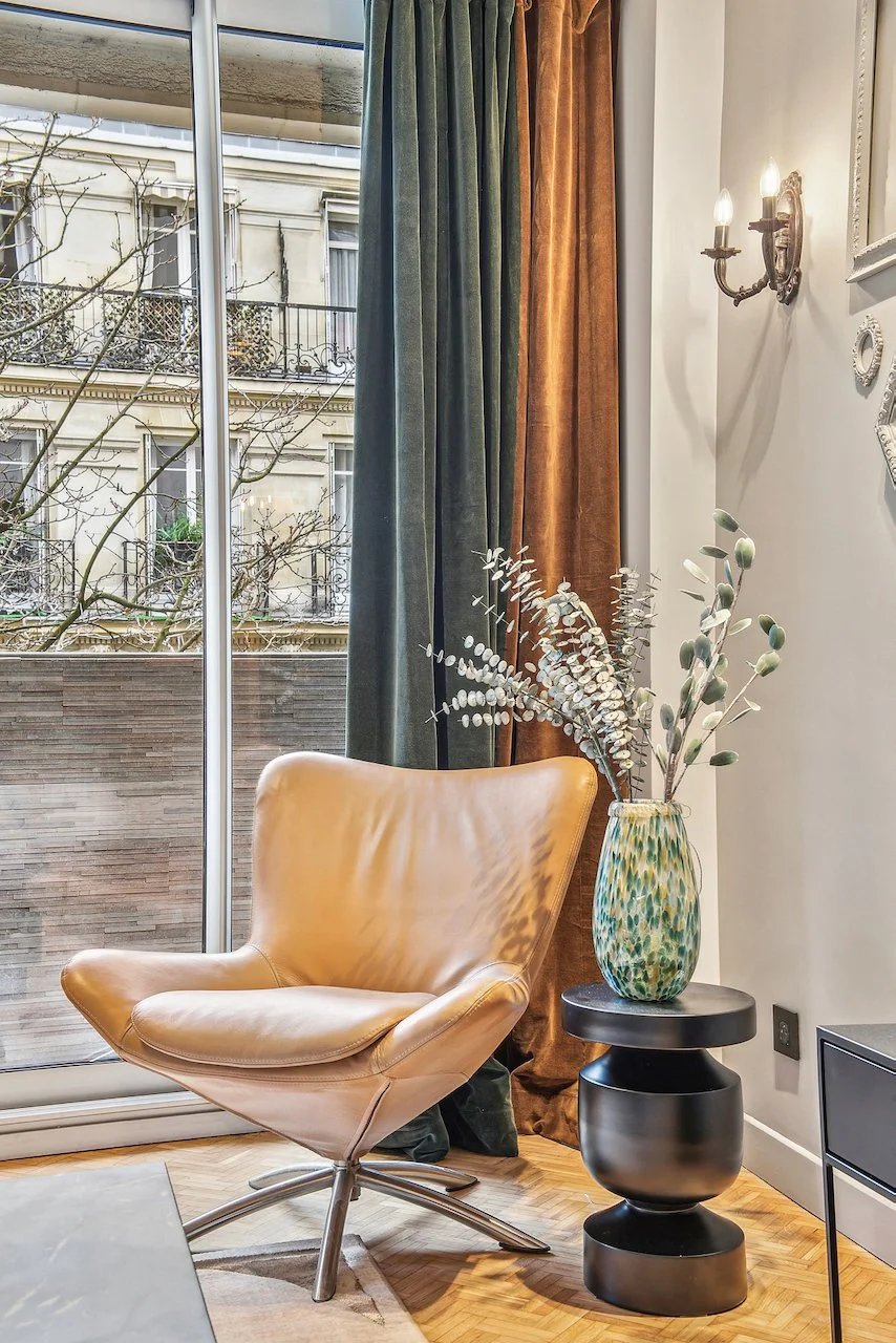 Yasmine B Design by Yasmine Behnam - Interior design turnkey project - apartment in Paris 16