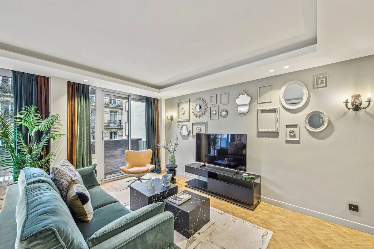 Yasmine B Design - Belles Feuilles - Living room 2.jpeg