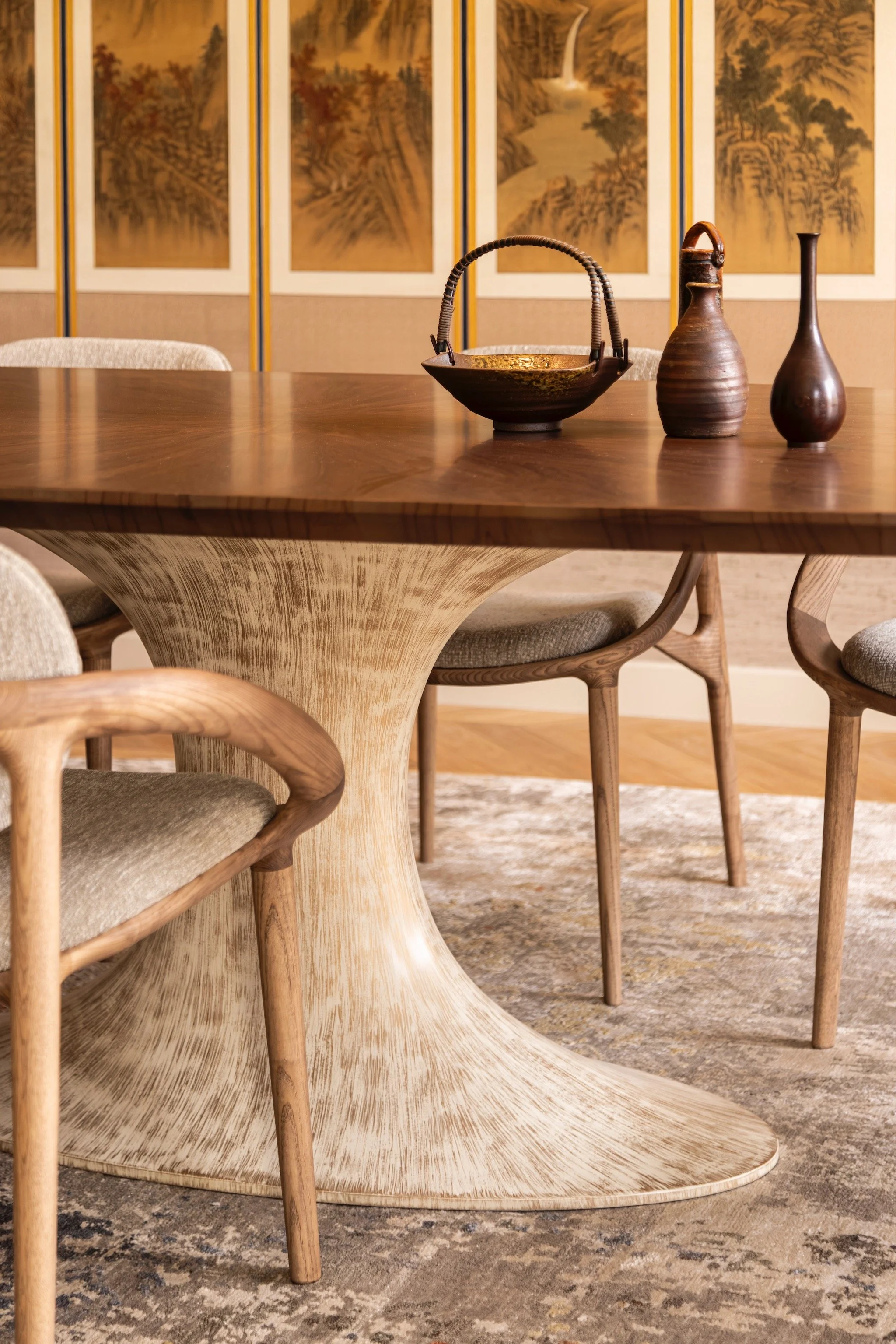 Raspail-Paris-7-dining-table-detail.jpeg