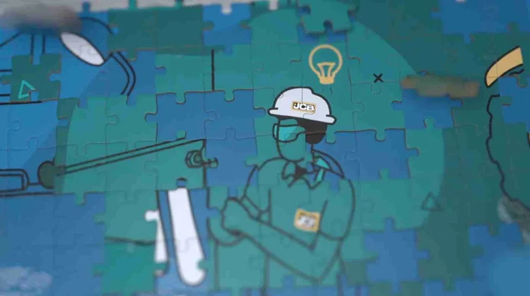 Careers and Enterprise animation: jigsaw pieces connecting schools and employers