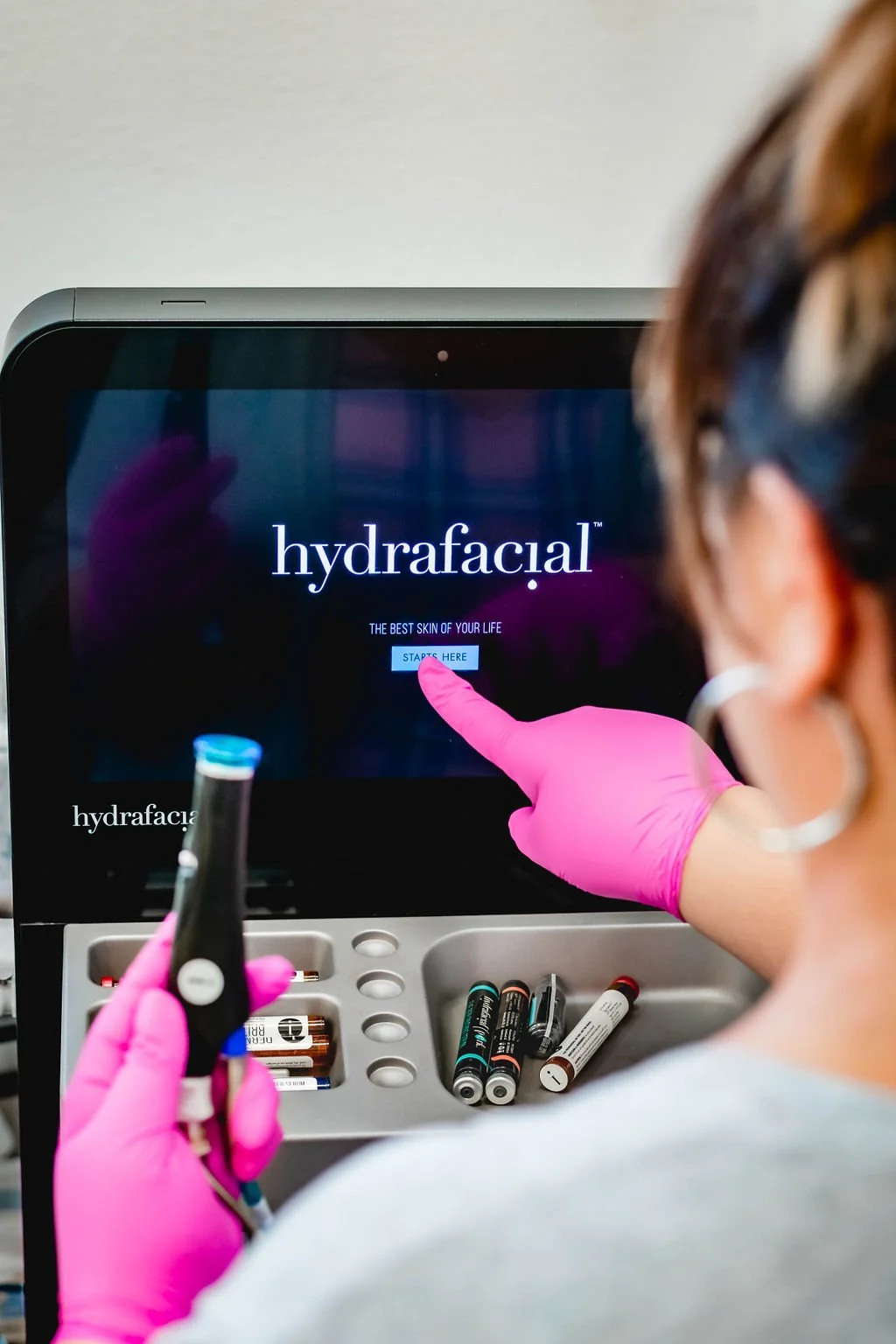 HYDRAFACIAL MACHINE