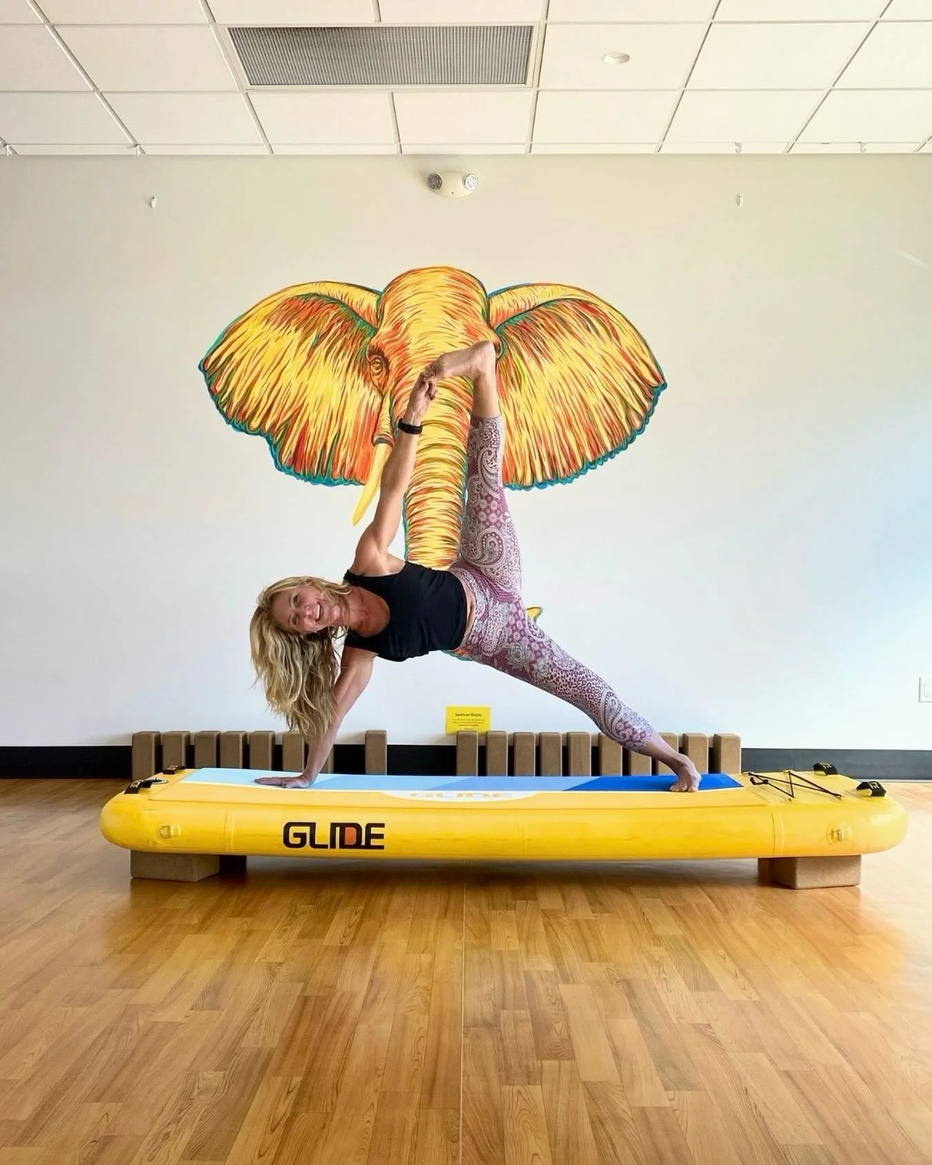 Take your practice to the water&hellip; without ever leaving the studio 💧

Join @lisafierer Master SUP Yoga &amp; Fitness Teacher, for a unique on-water-inspired class using inflatable paddleboards. Expect a playful blend of vinyasa flow, balance, c