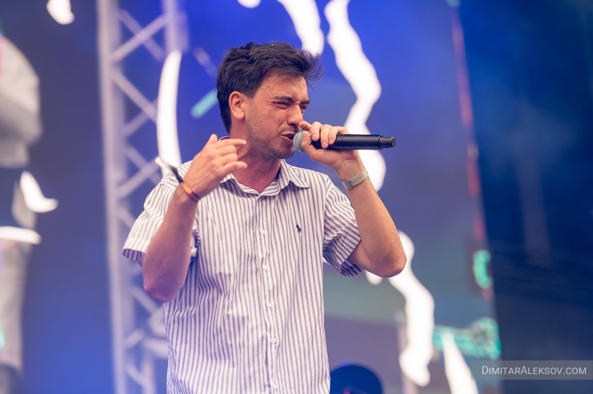DGA_8682_sm.jpg