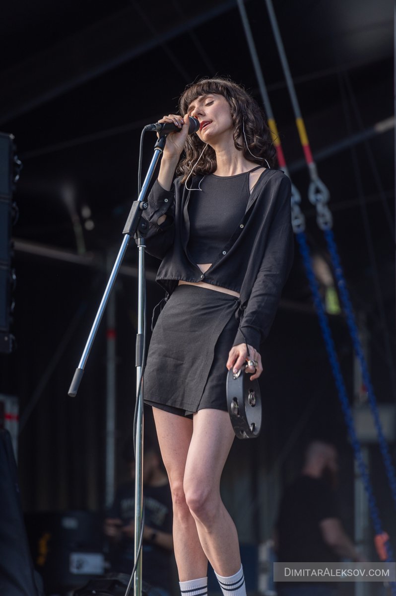 DGA_7919_sm.jpg
