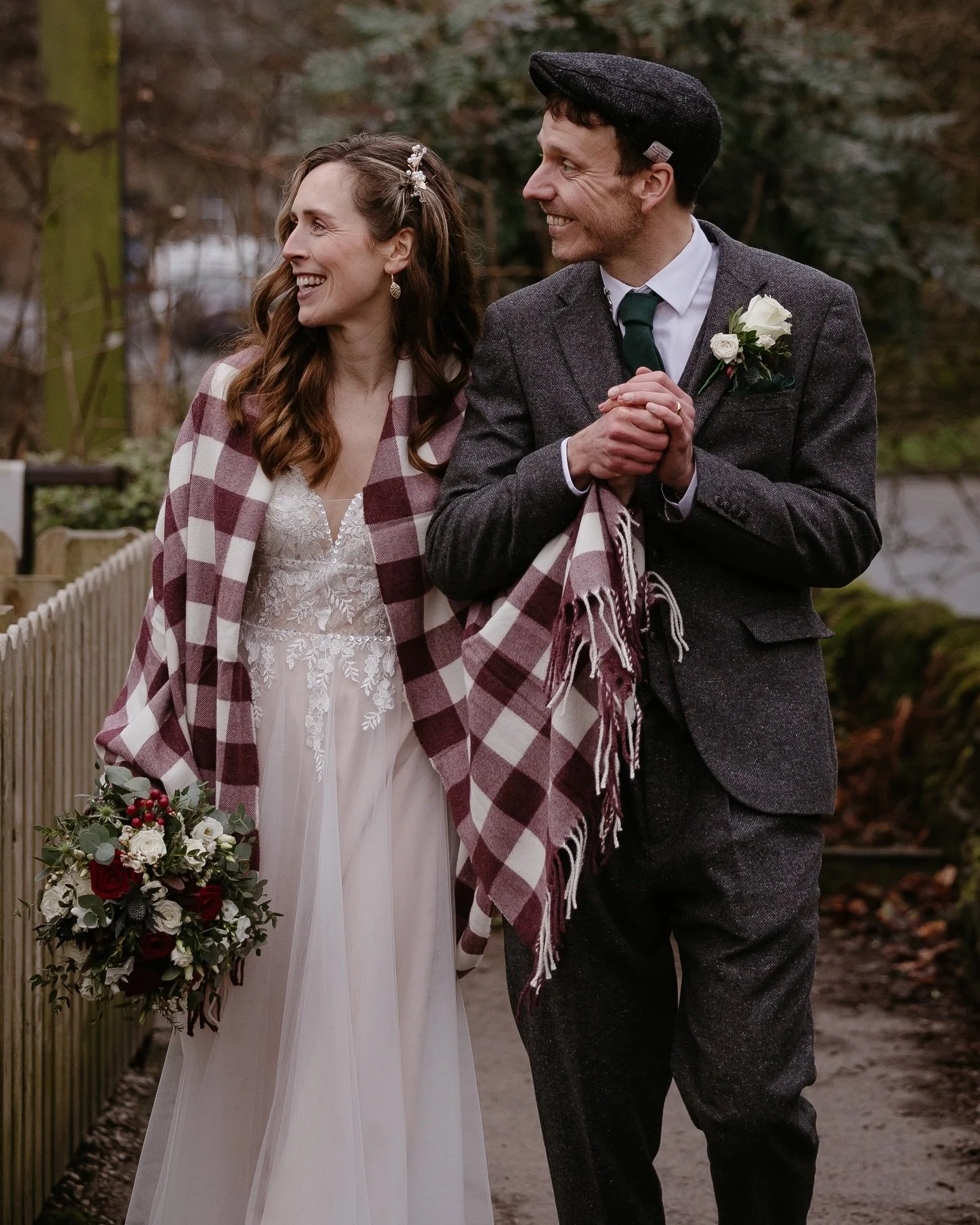 I &amp; D 💍
Won&rsquo;t lie to you, and I&rsquo;m sure I&rsquo;ve said it before but small, intimate weddings have a very special place in my heart 🤍

This one, down at the bottom of Pendle Hill in a lovely little pub, was exactly that. Just their 