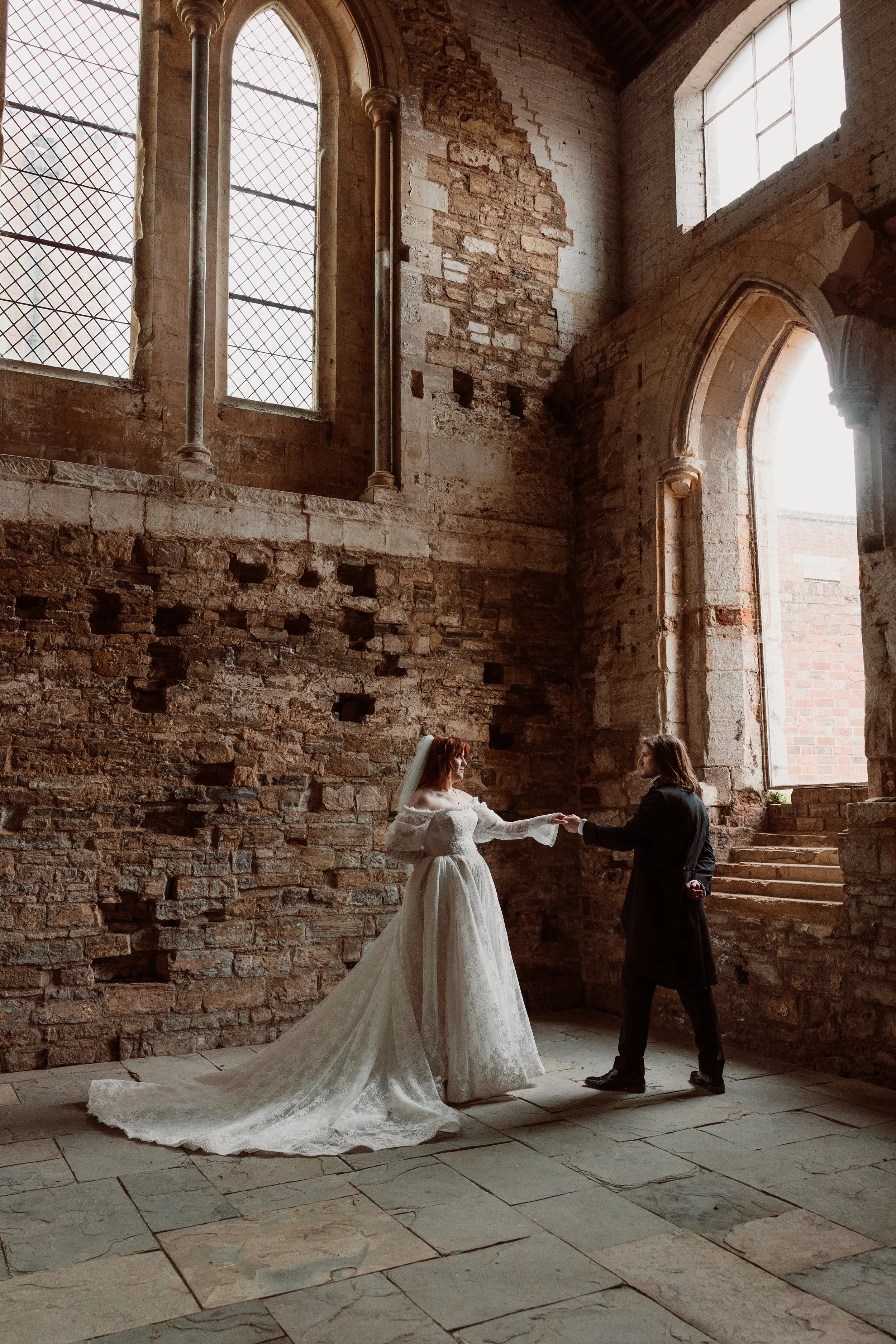 Emily&Ollie-Wedding-sneakpeeks-17.jpg
