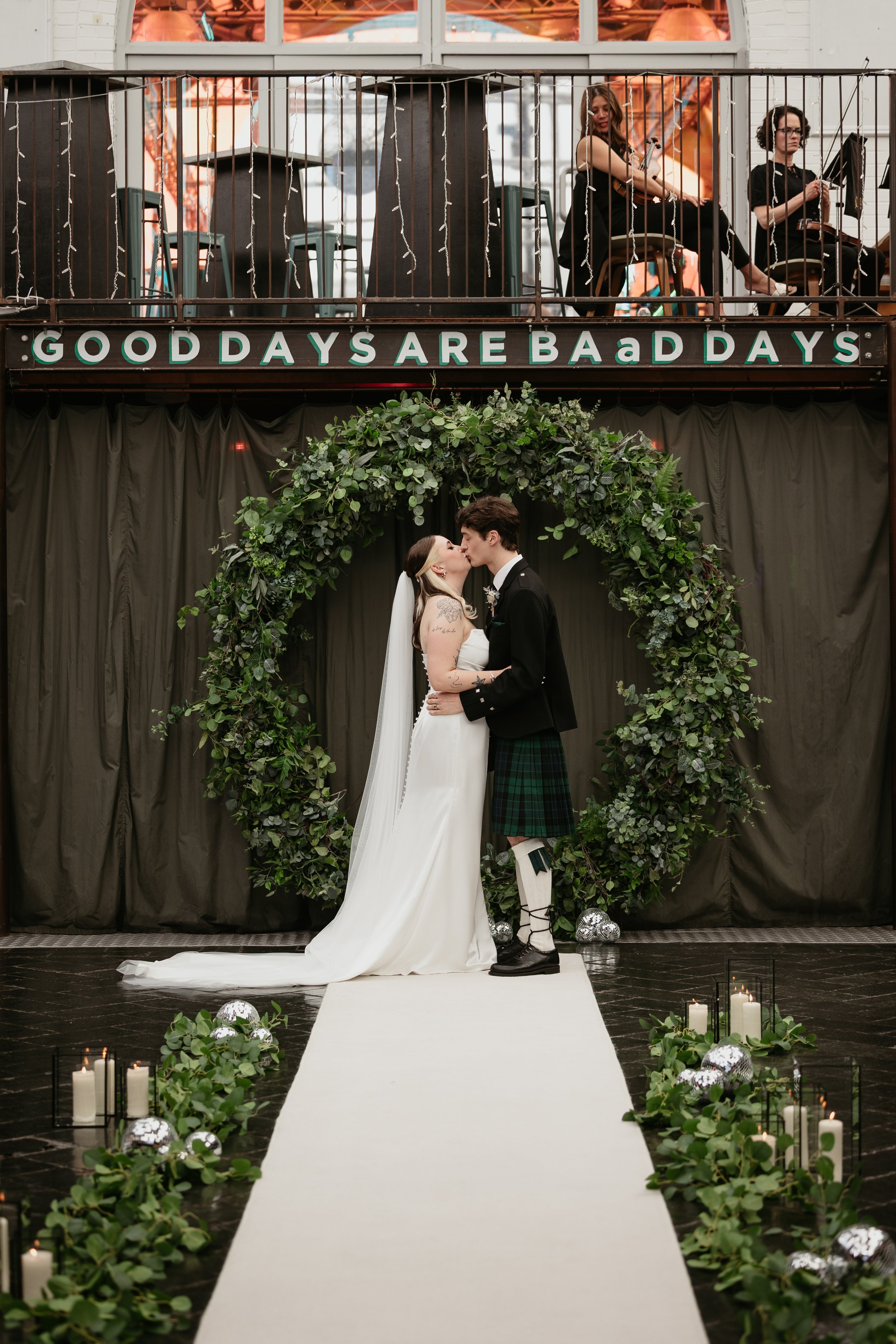 Carly & Thorfinn - SneakPeeks-12.jpg