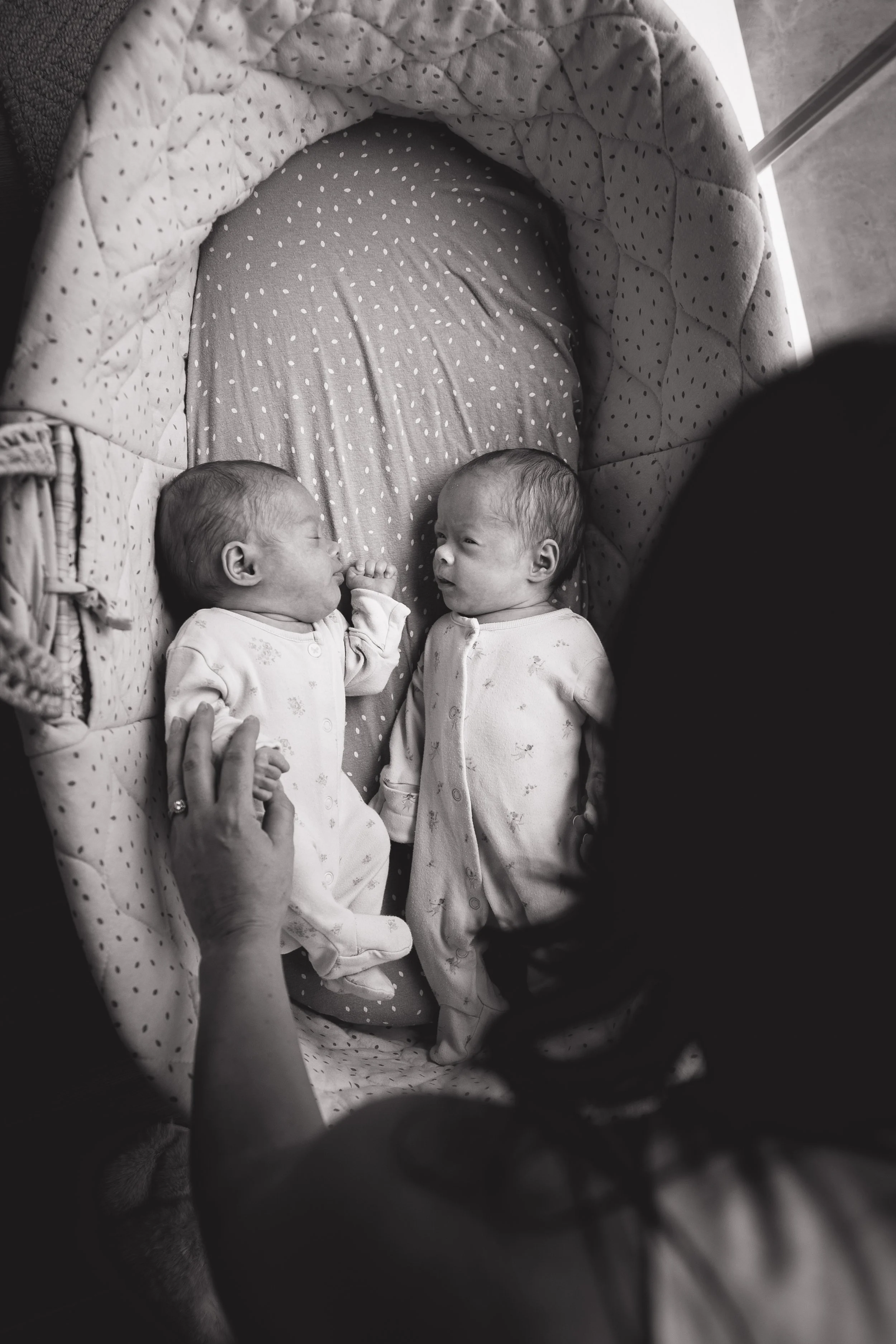 JLP-Kirsty-Twins-Newborn-15.jpg