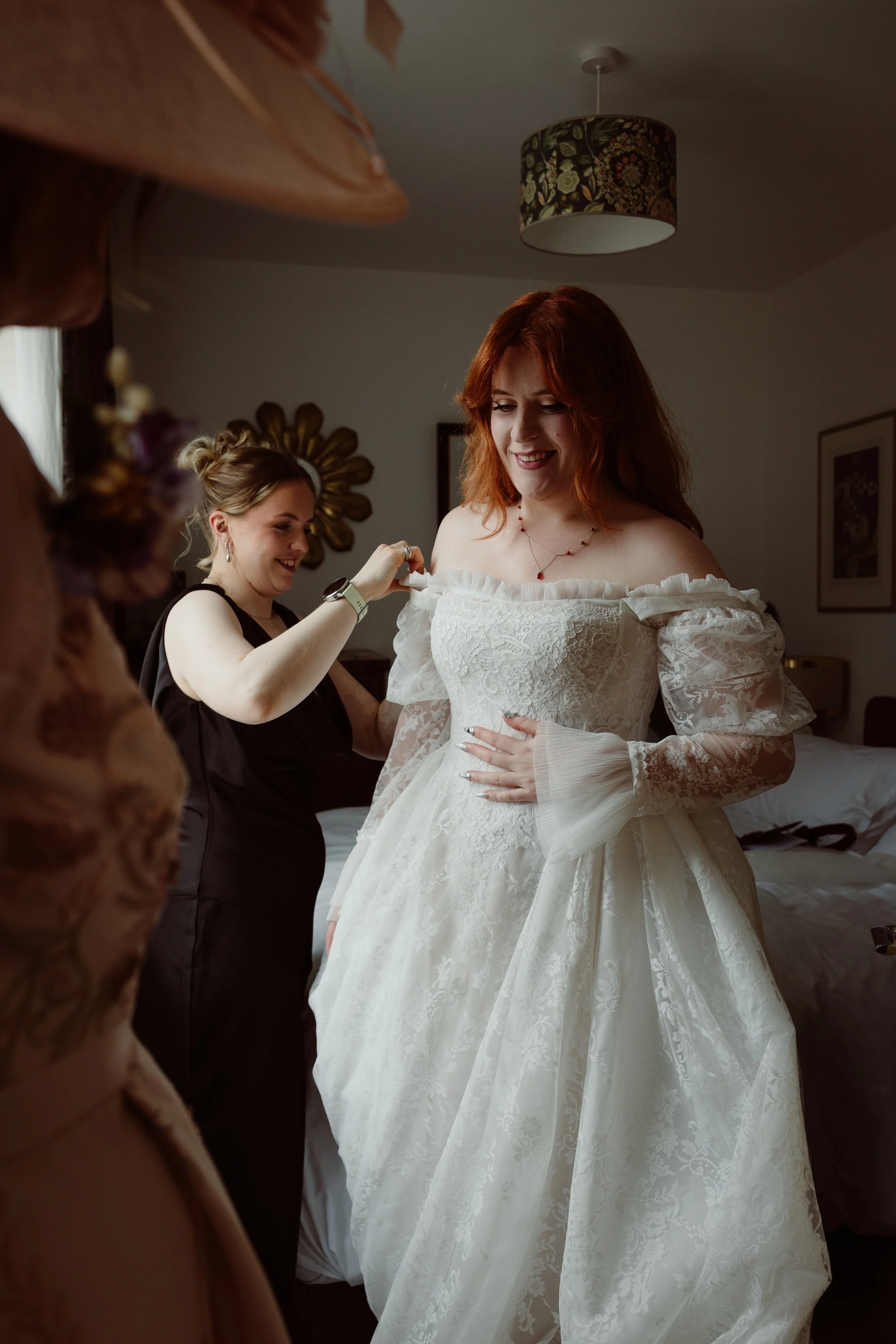 Emily&Ollie-Wedding-sneakpeeks-3.jpg