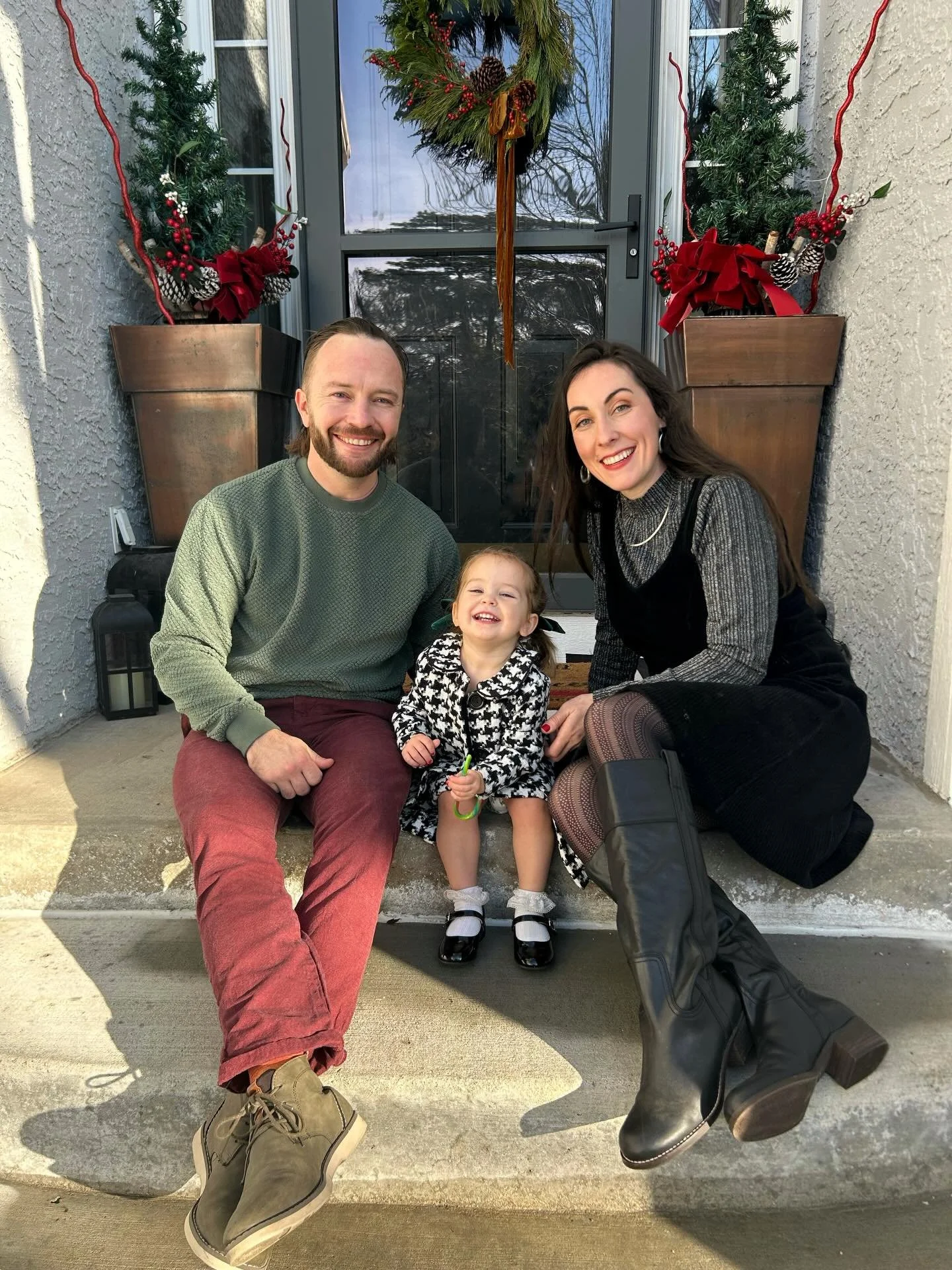 Merry Christmas Floraloom Fam 🌲❤️ love, Colleen and her support team (Brett + Quinn)

Not pictured in this team pic, but this year wouldn&rsquo;t be possible without: My amazing crew of florist freelancers and artists who bring 100% to every project