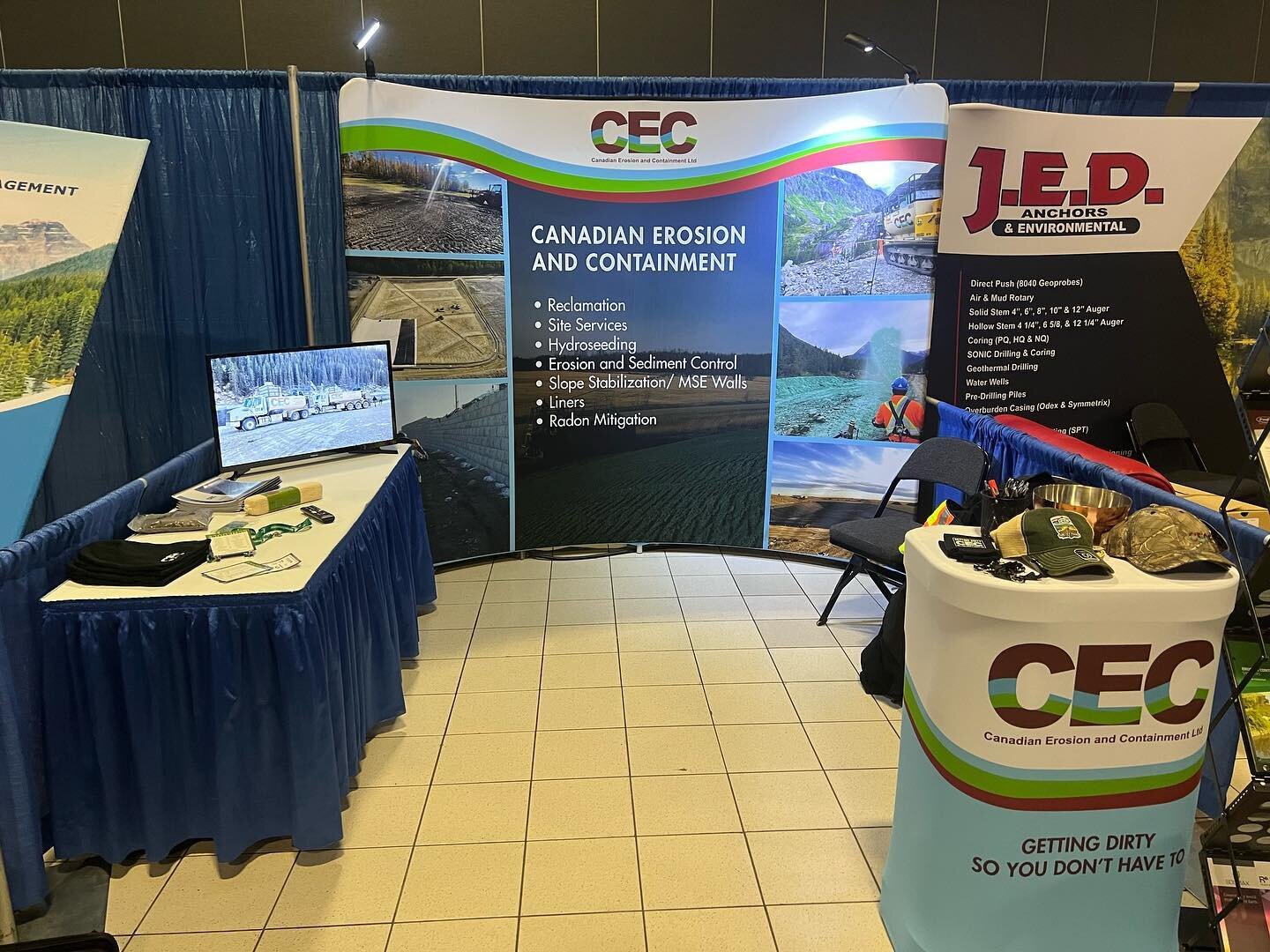Stop by and say g&rsquo;day to the cec team at booth 5 at the #CLRA confrence in Edmonton.

#CLRA2023 #cec2023 #reclamation #hydroseeding #hydromulch #clraedmonton
