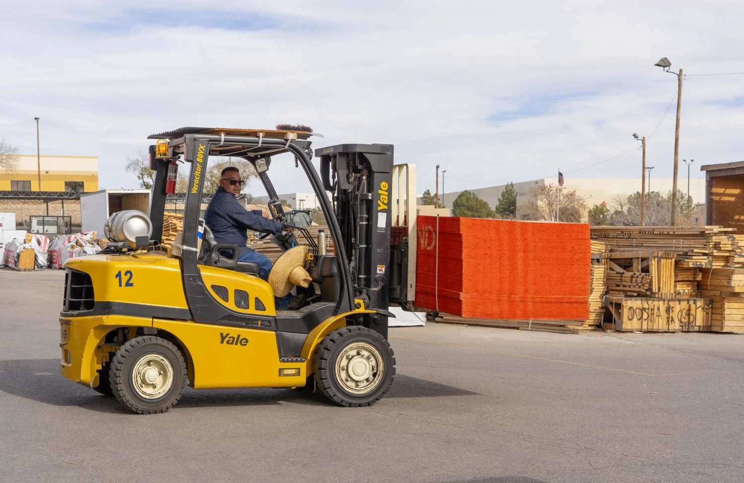 Franklin_Building_Materials_Fork_Lift_5.jpg