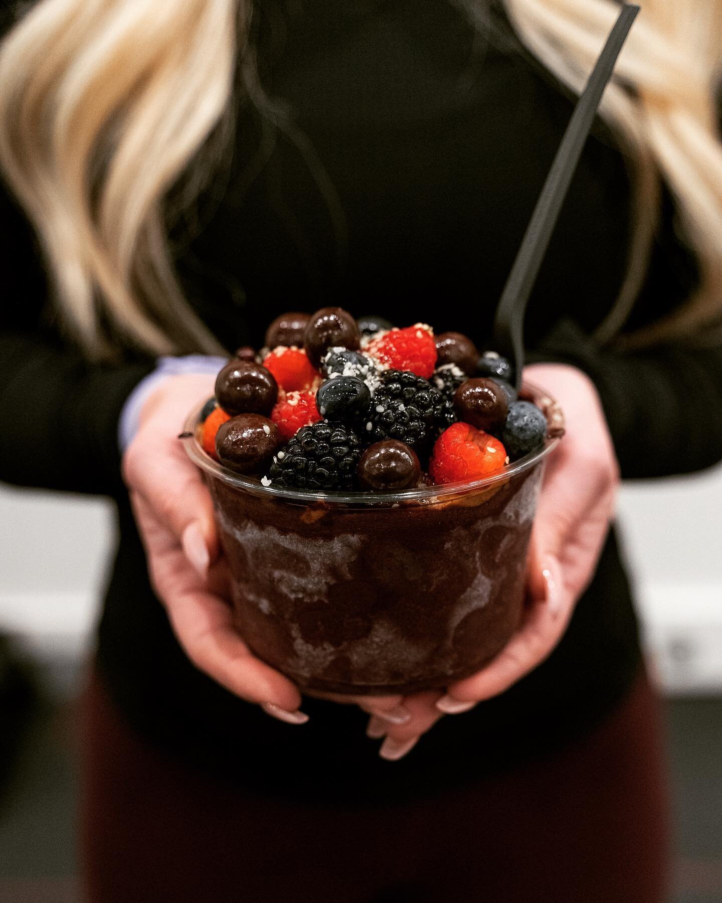 🫐NEW ACAI BOWL - AVAILABLE FROM JAN. 9 THRU FEB. 9!🫐

The new year calls for a new acai bowl and @honesthsv has partnered with @purebarrehuntsville to create the PURE BARRE BOWL! This antioxidant-rich bowl features acai, granola, blueberries, raspb