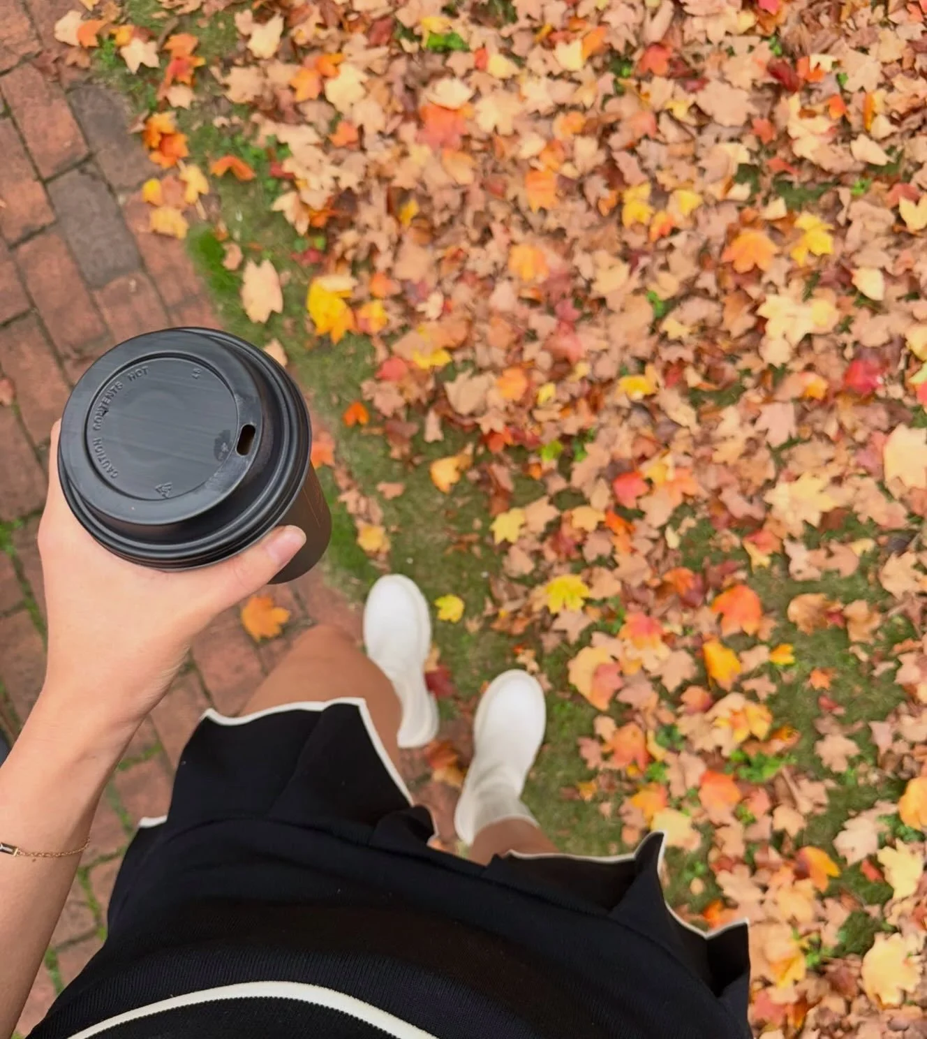 🍂 There&rsquo;s something special about crisp autumn days. 🍁

Hay rides, pumpkin patches, FALL SEASONAL DRINKS 😉, cozy sweaters, foggy mornings&hellip;this list goes on and on. 

Tell us, what is YOUR favorite part of Fall or Fall activity? You ma