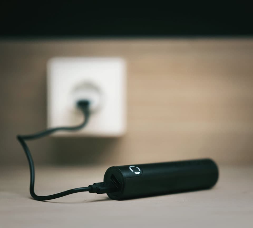 Powerbank rechargeable external battery for smartphone video