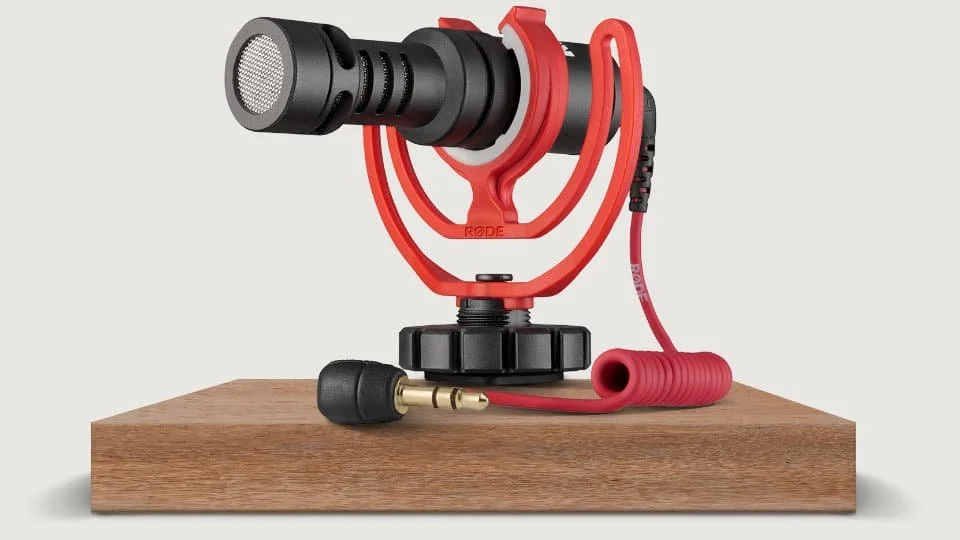 Rode VideoMicro Compact On-Camera Microphone with Red Lyre