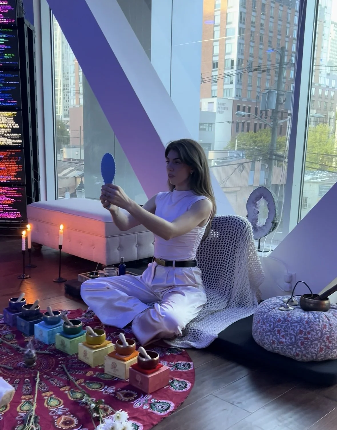 Neurosensory Hypo-immersion with Violet